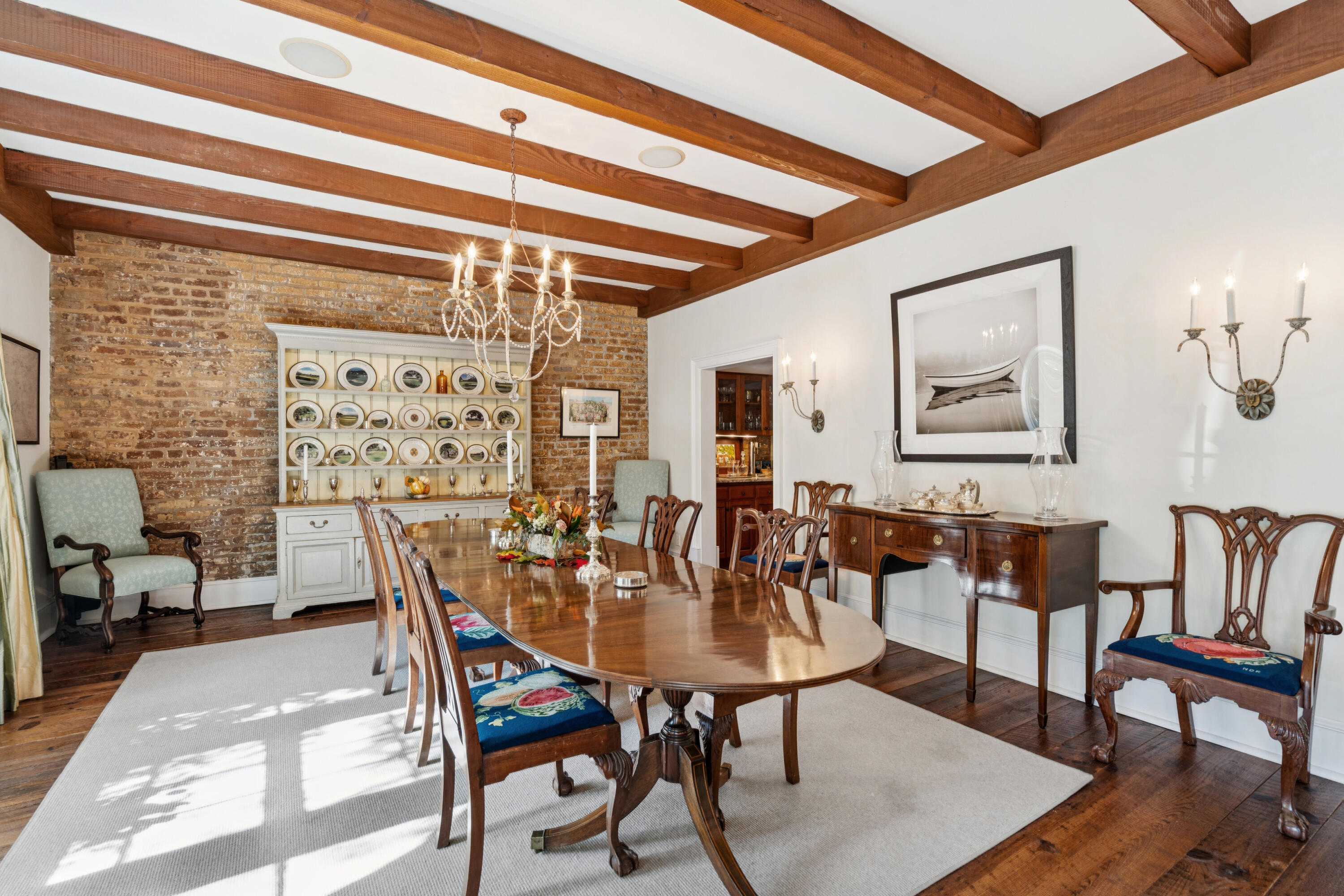 10 S Adgers Wharf