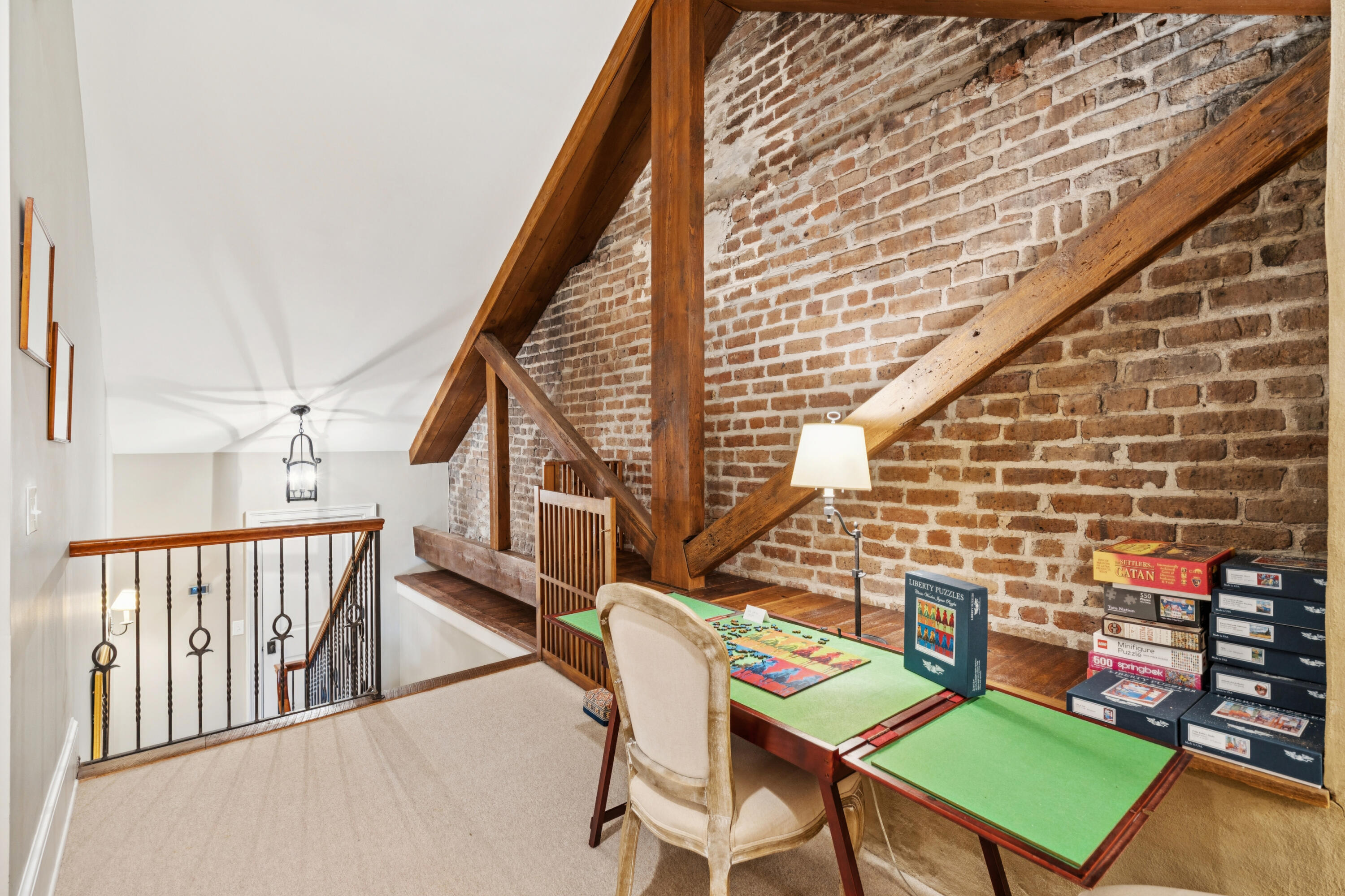 10 S Adgers Wharf