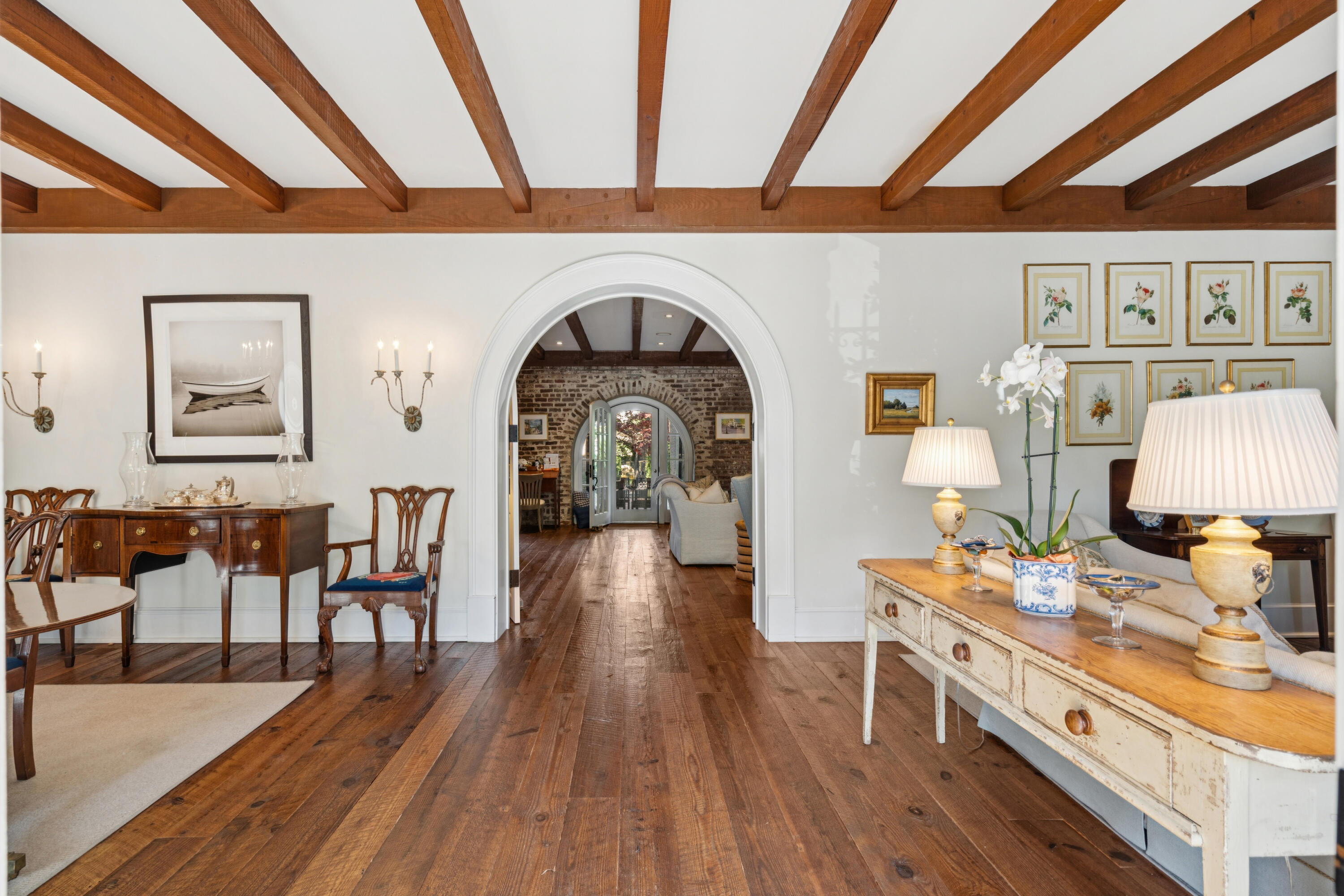 10 S Adgers Wharf