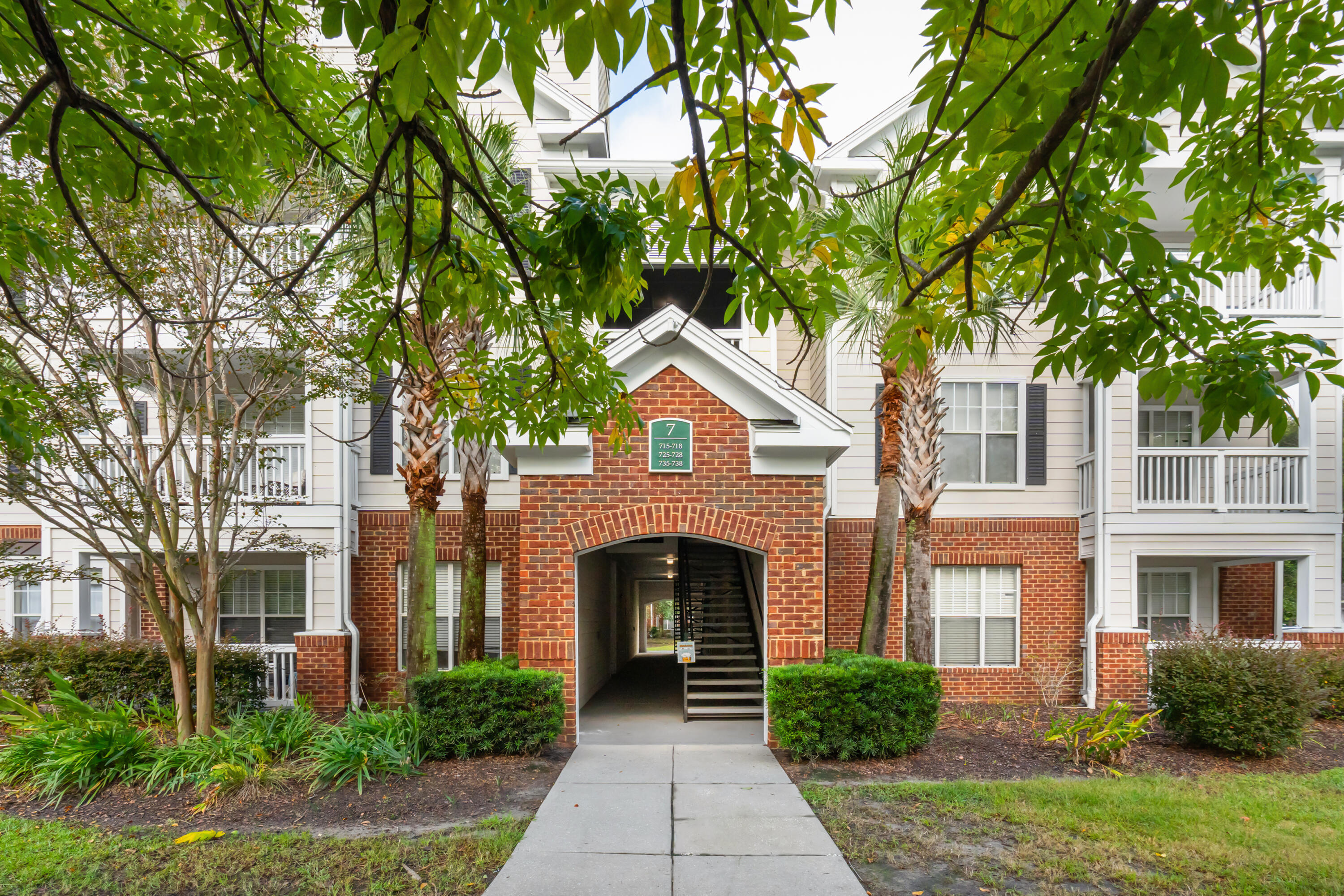 45 Sycamore Avenue # 736