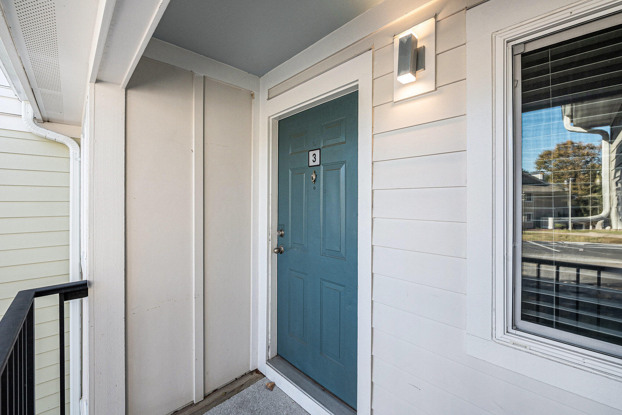 272 Alexandra Drive # 3