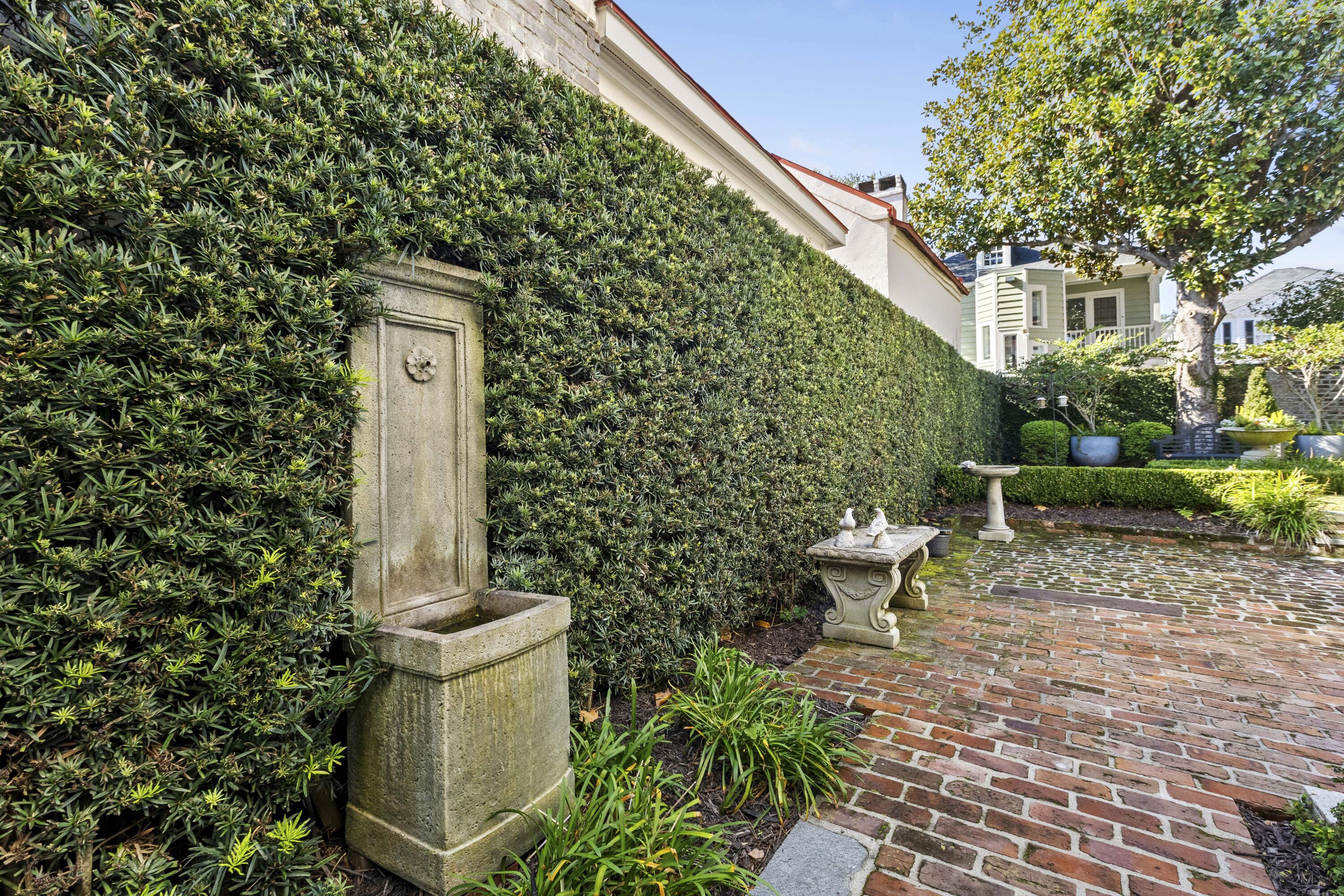 83 King Street