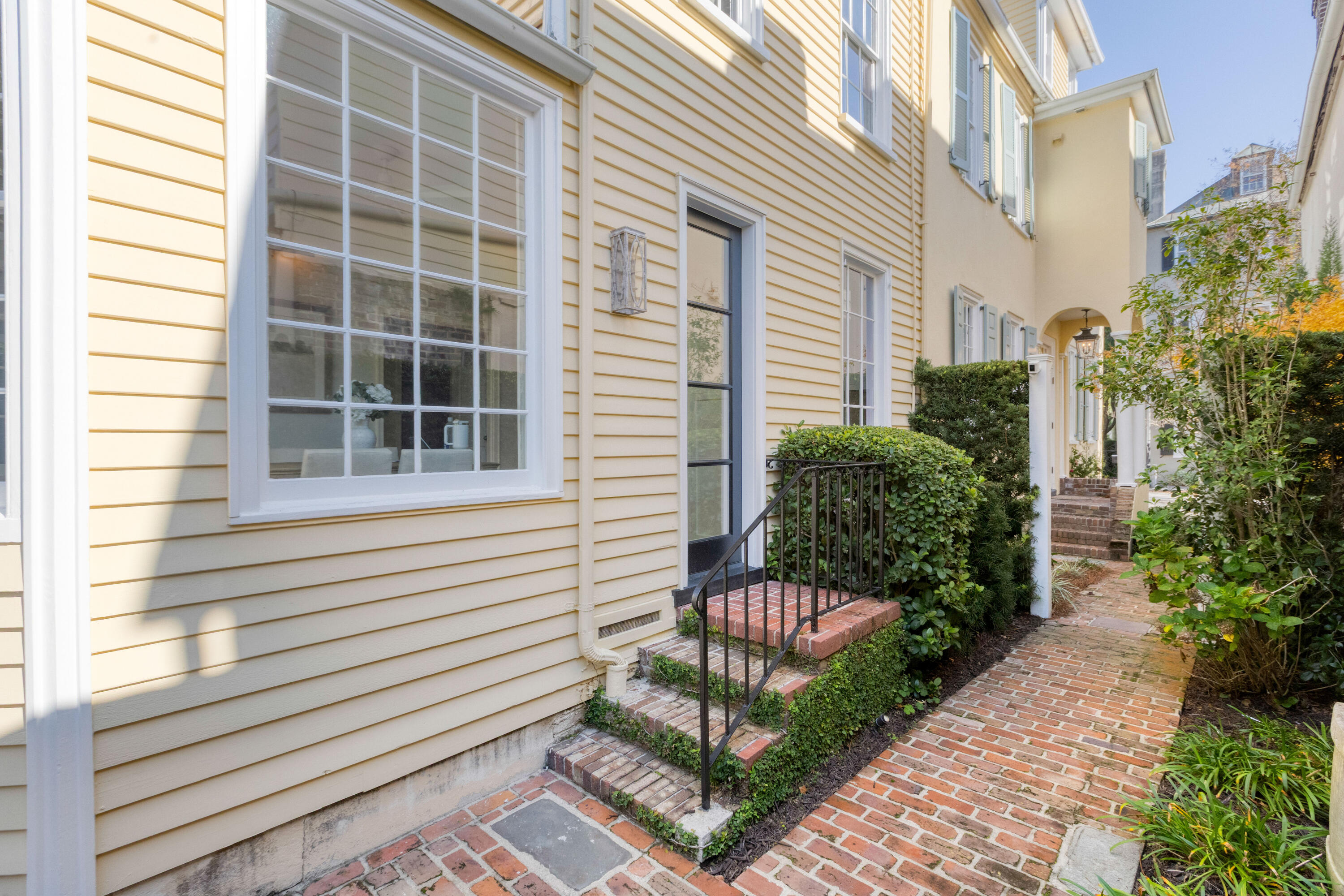 83 King Street