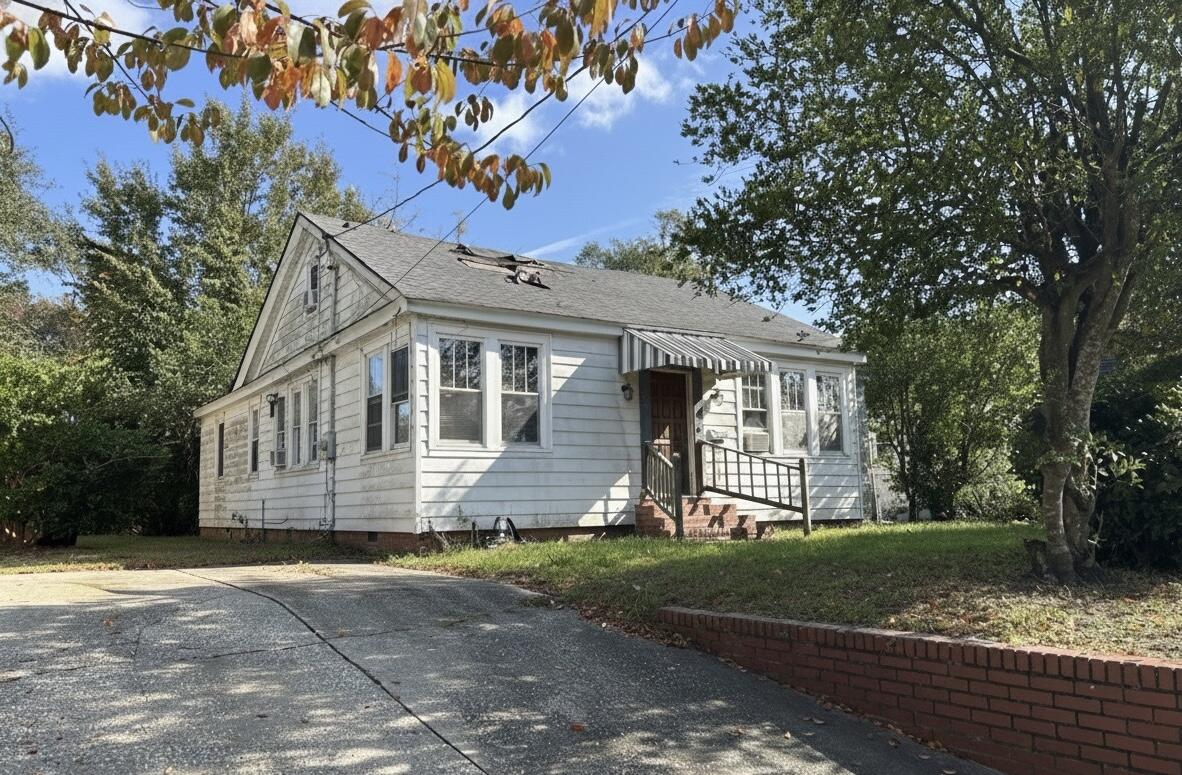 872 Ashley Avenue