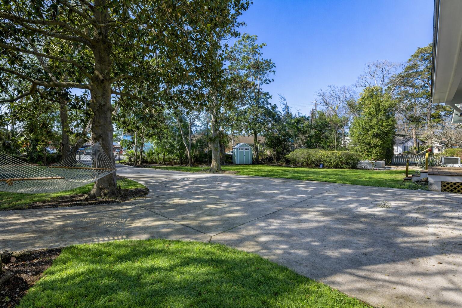 103 Tall Oak Avenue