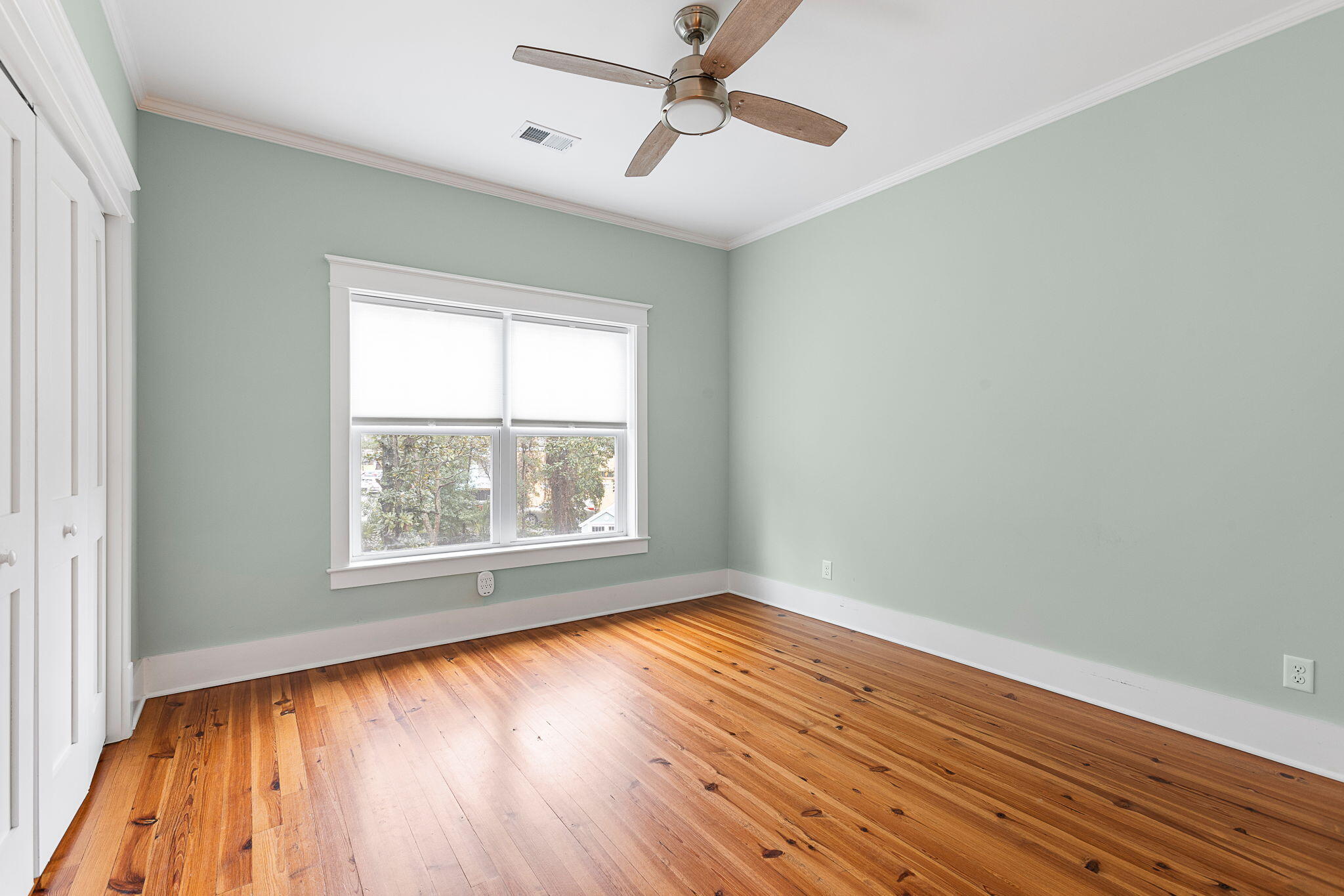 103 Tall Oak Avenue