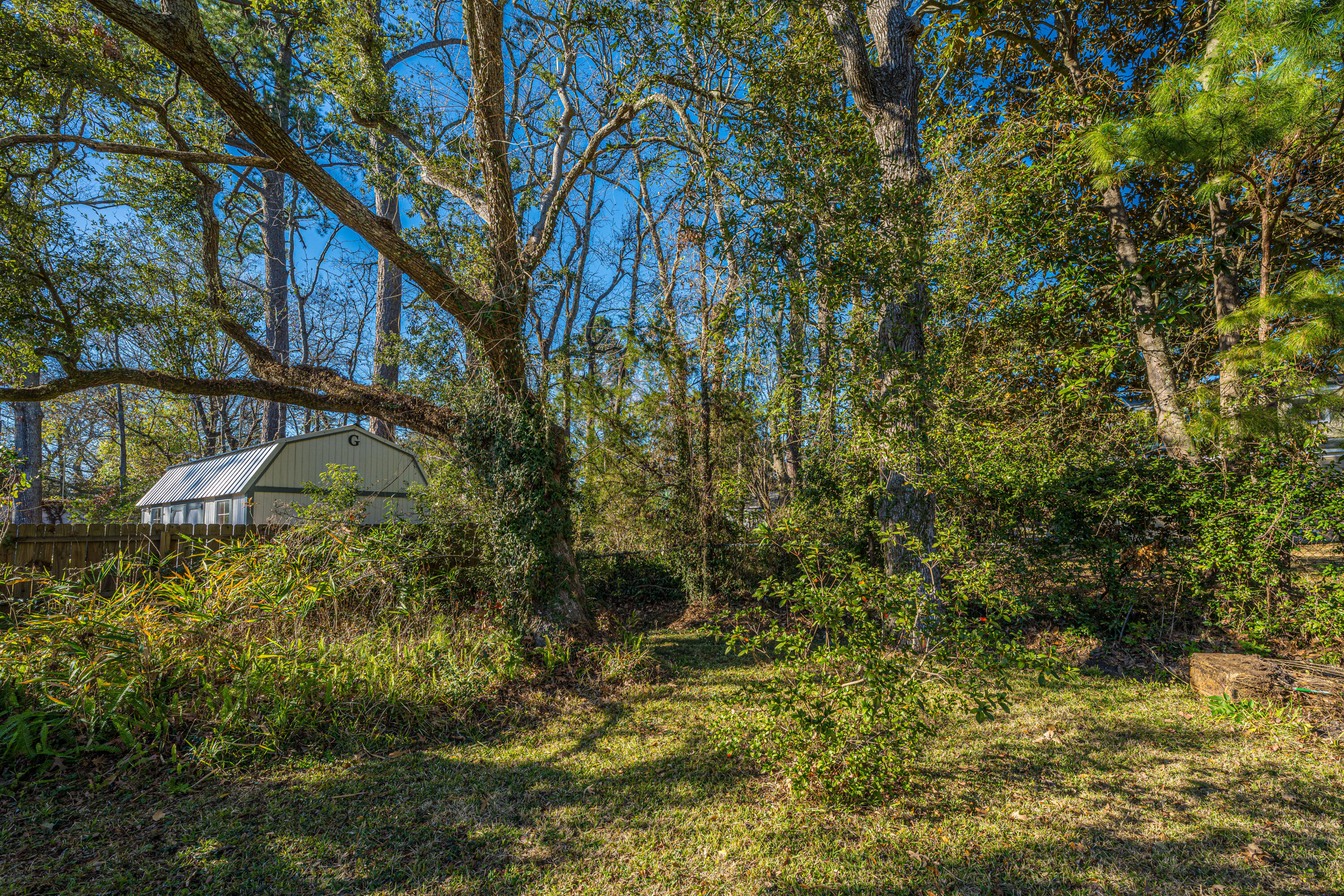 1240 Kensington Drive