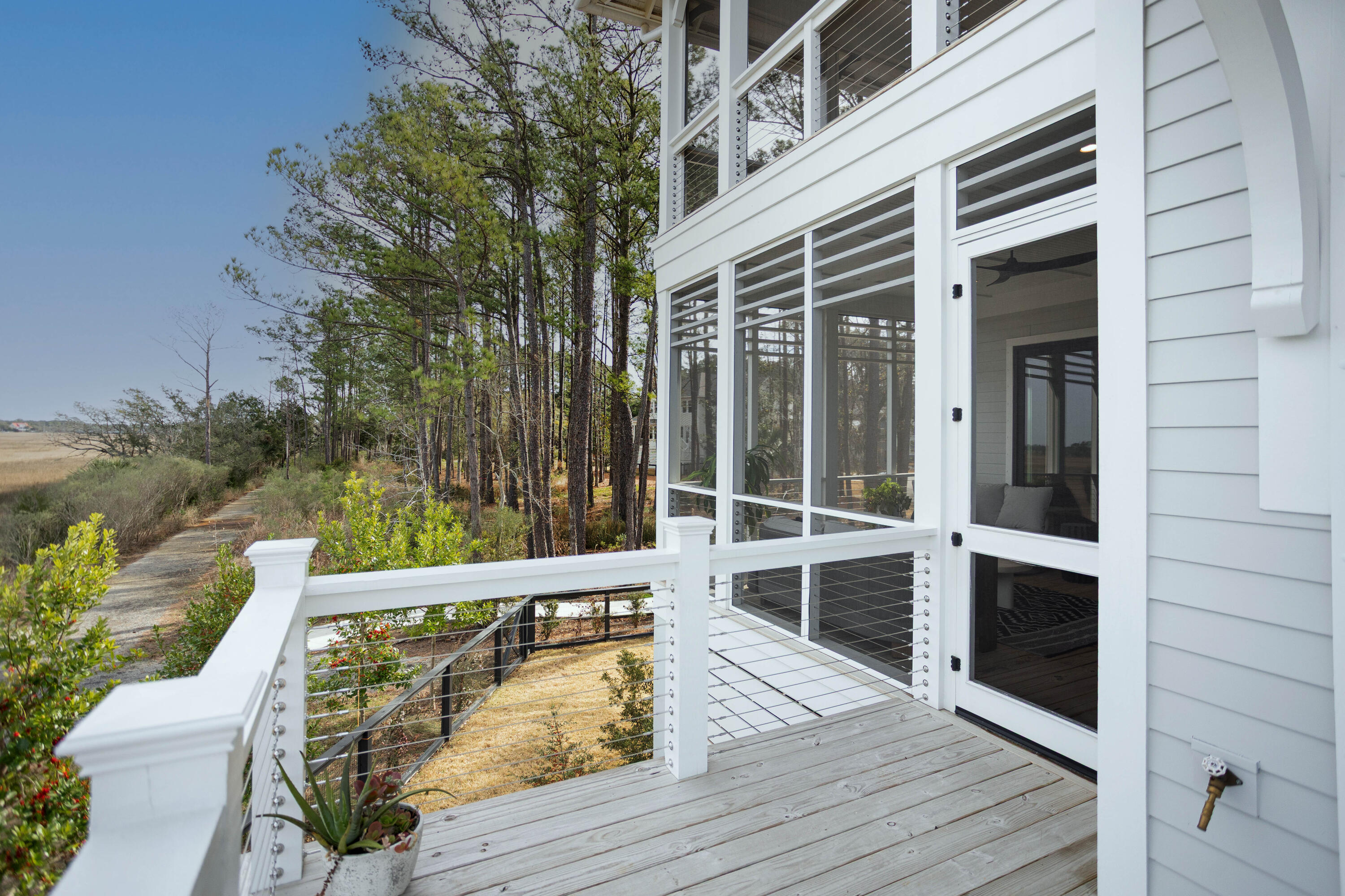 1544 John Fenwick Lane