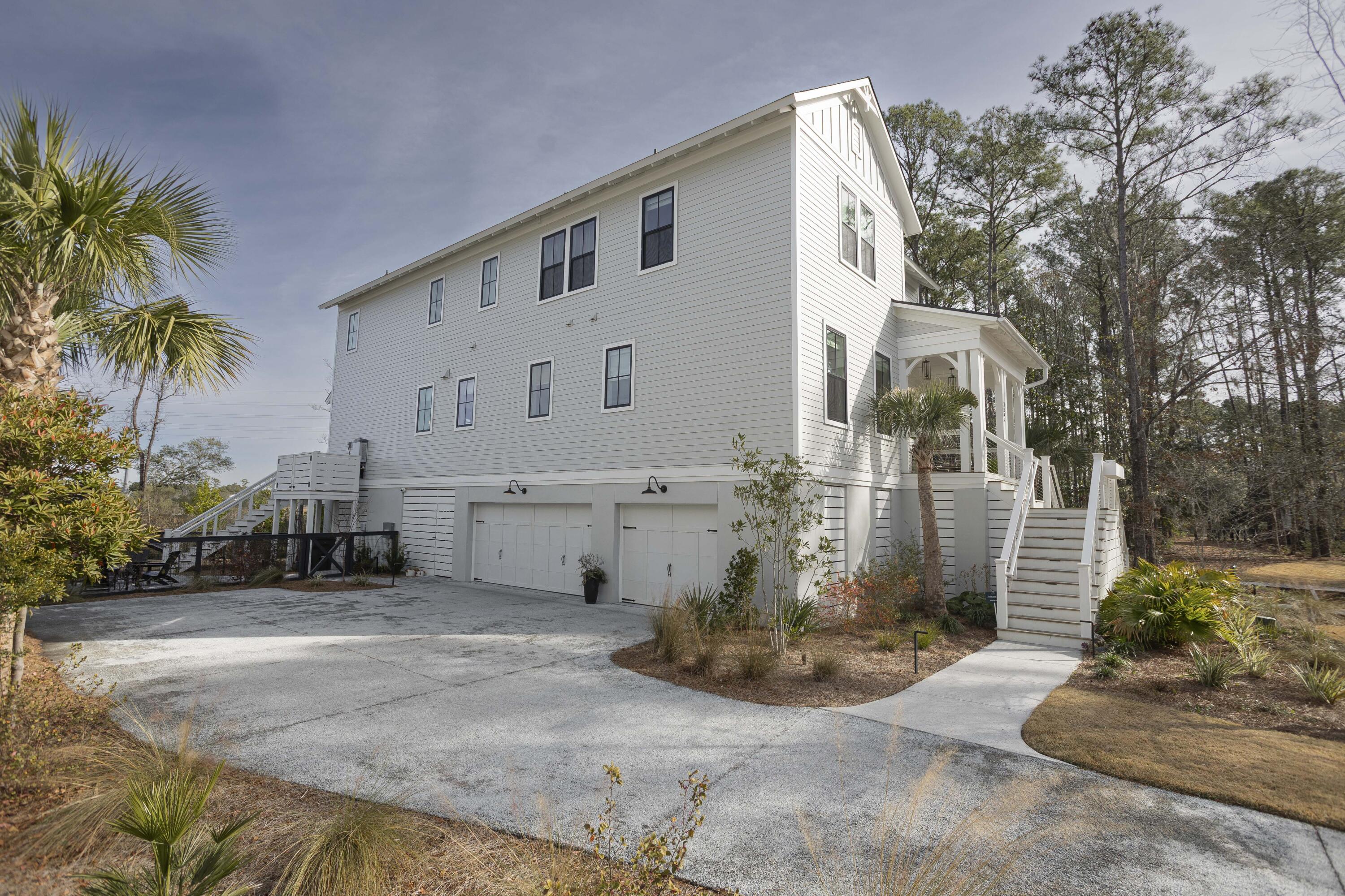 1544 John Fenwick Lane