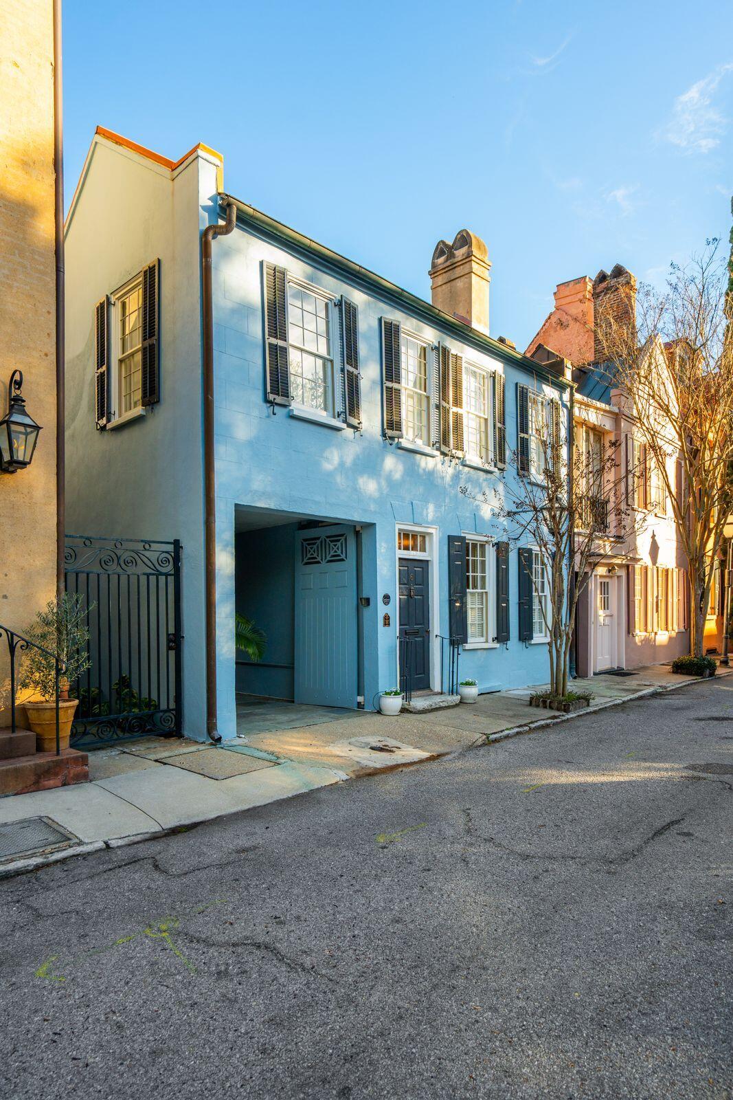 6 Saint Michaels Alley