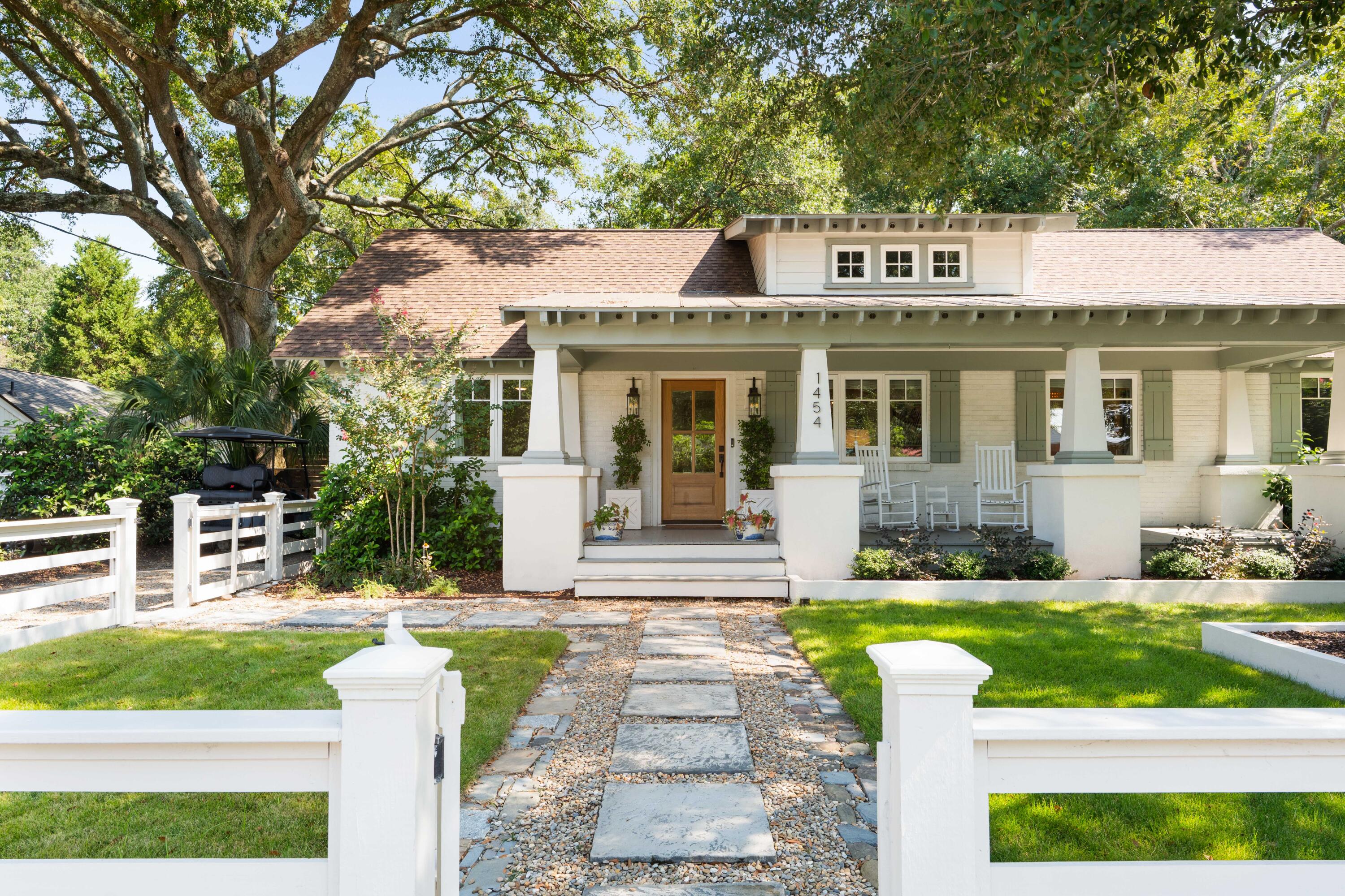 1454 Seminole Street