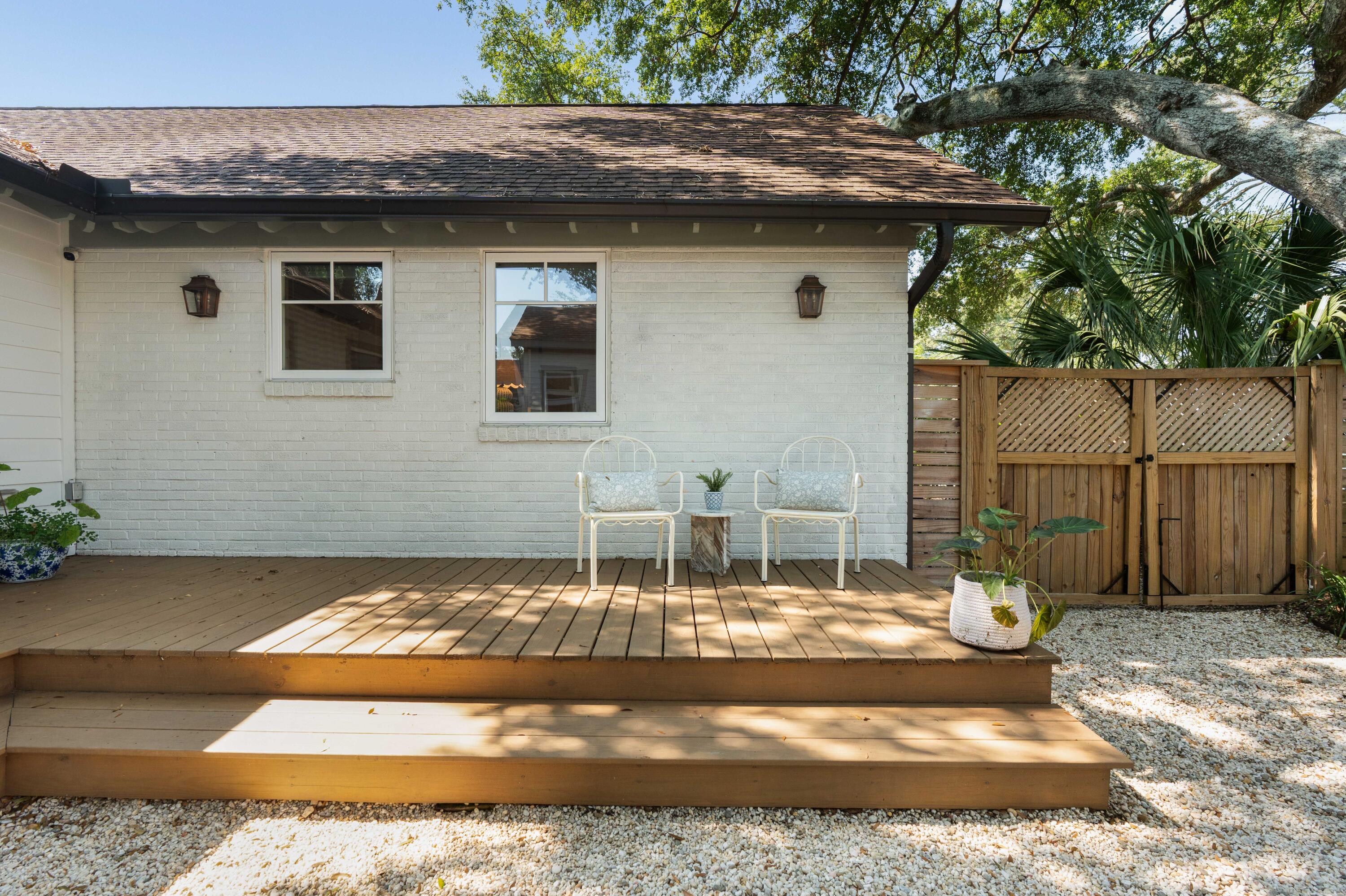 1454 Seminole Street