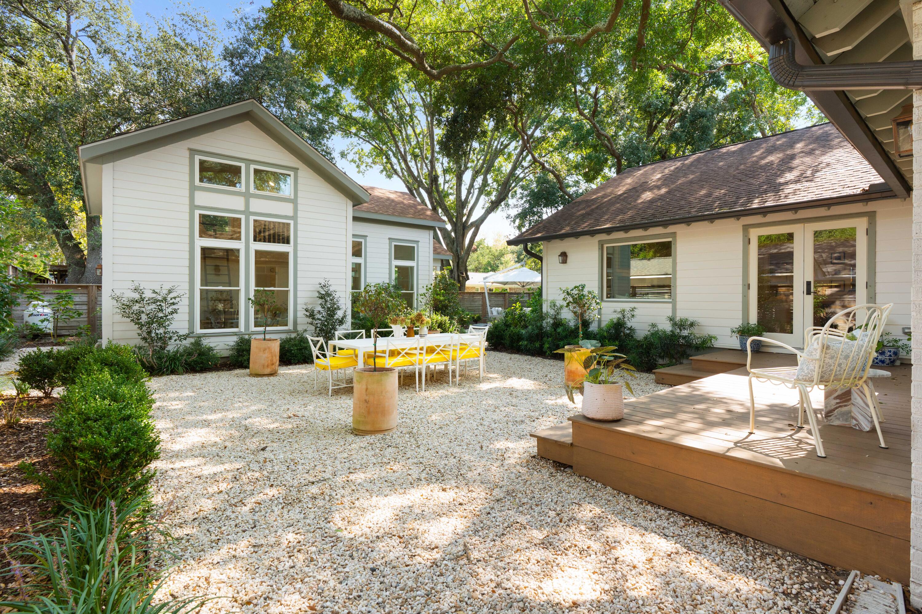 1454 Seminole Street
