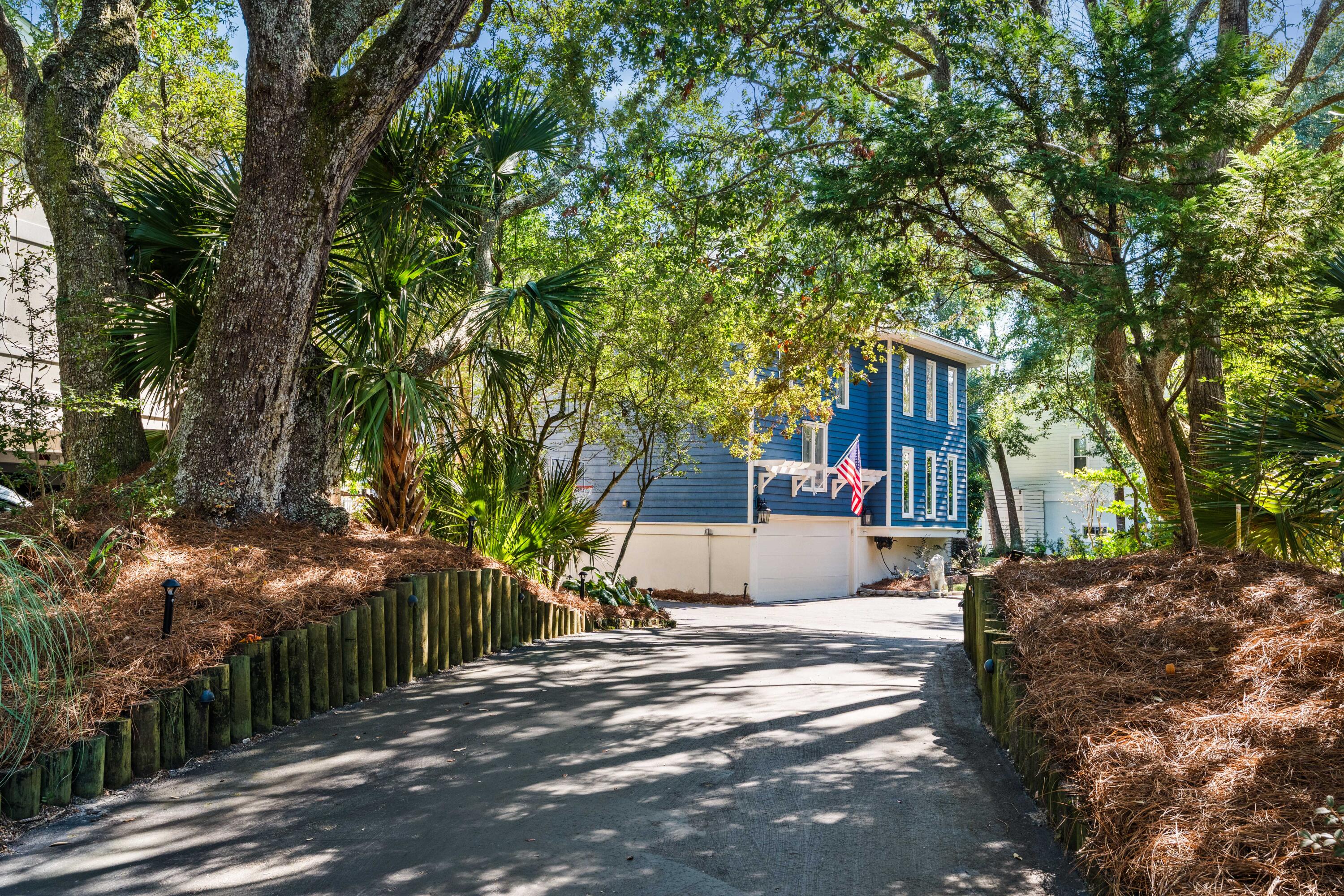 6 Sandwedge Lane