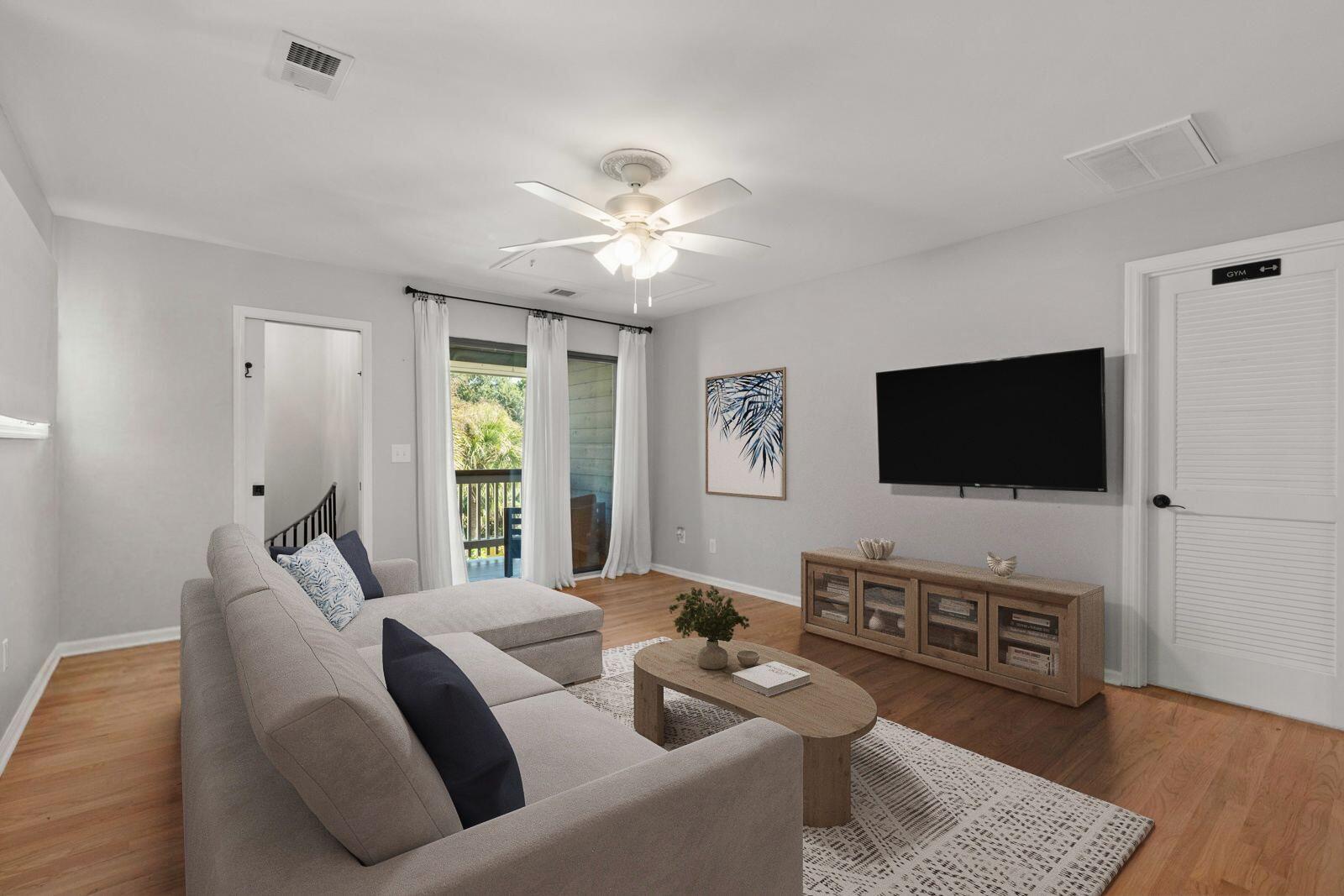 6 Sandwedge Lane