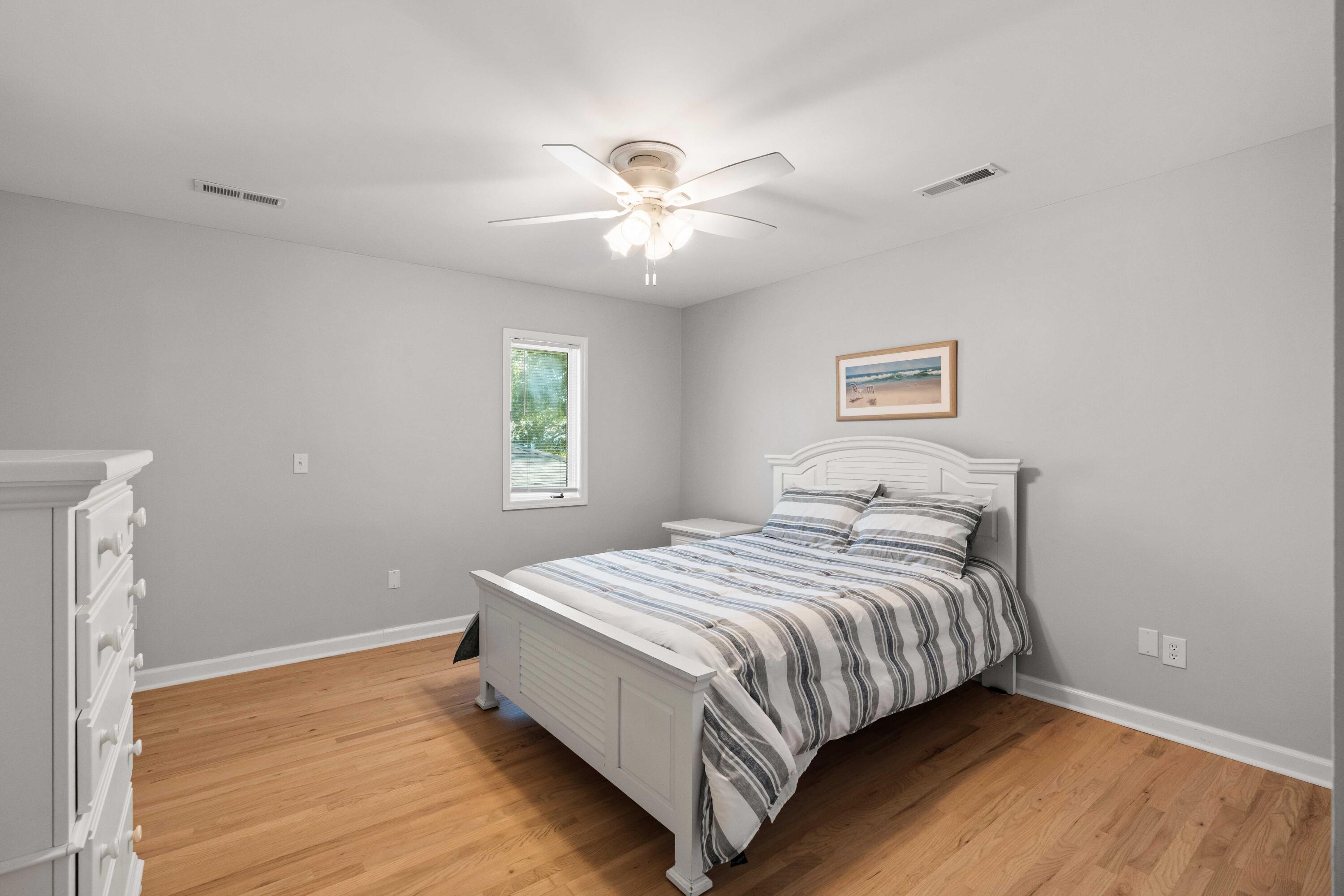 6 Sandwedge Lane