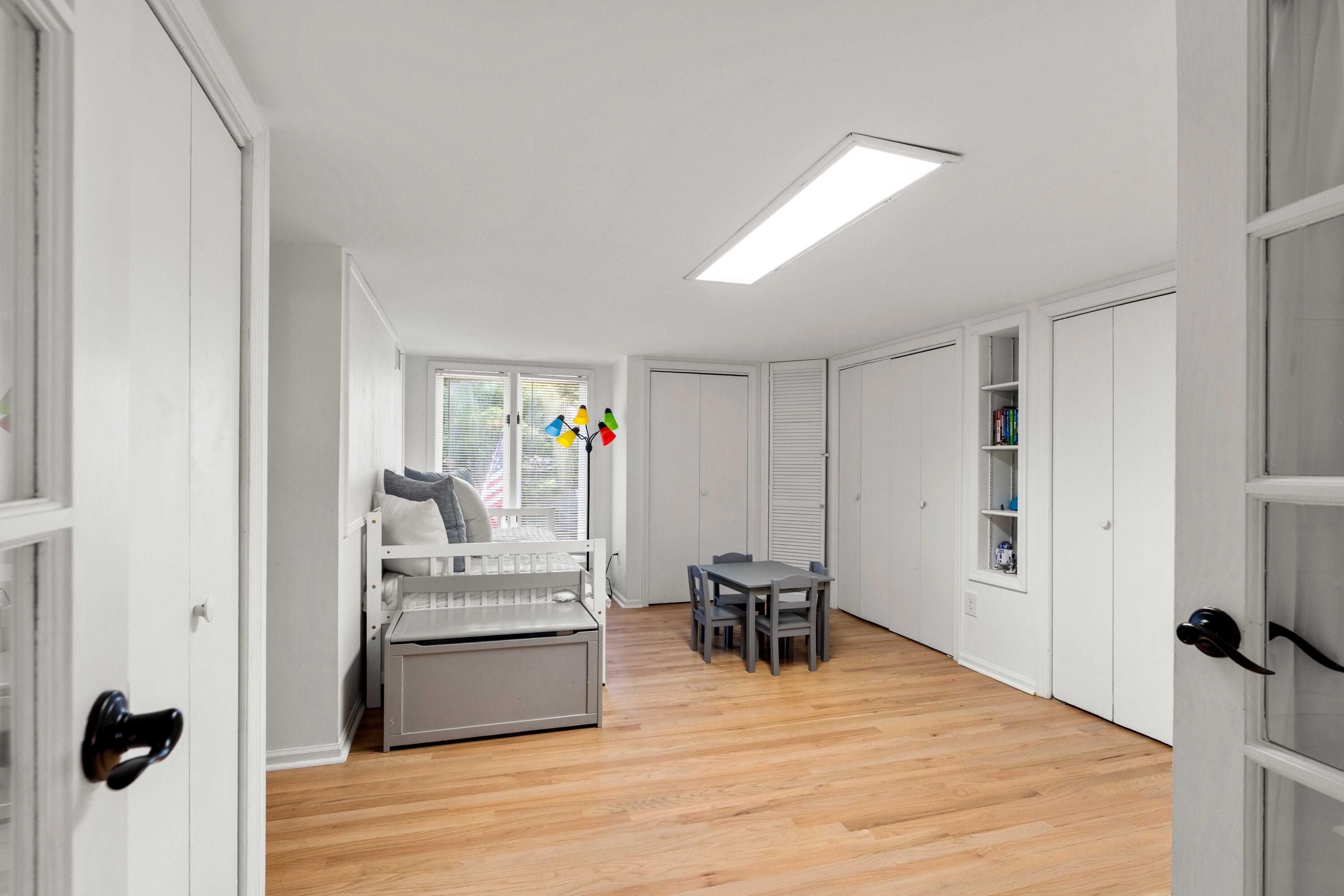 6 Sandwedge Lane