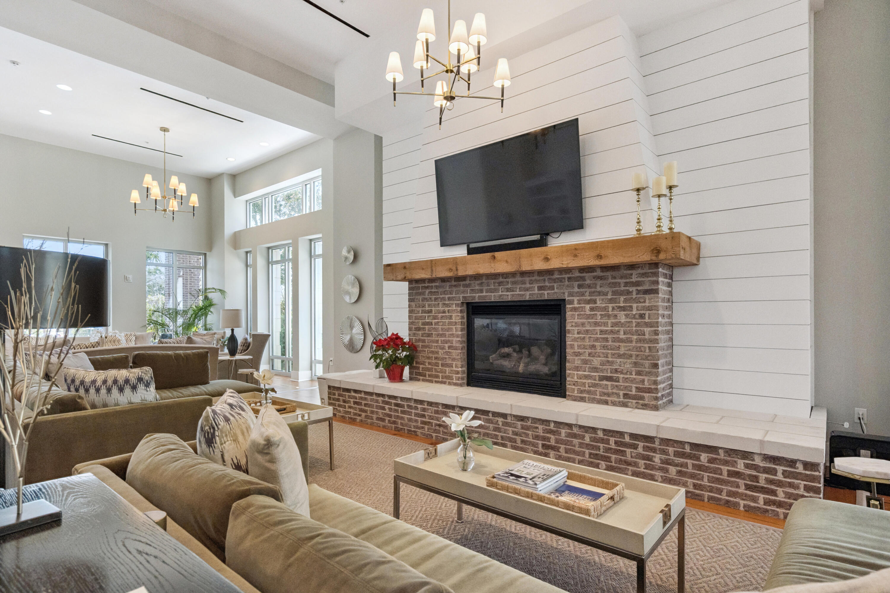 155 Wingo Way # 416