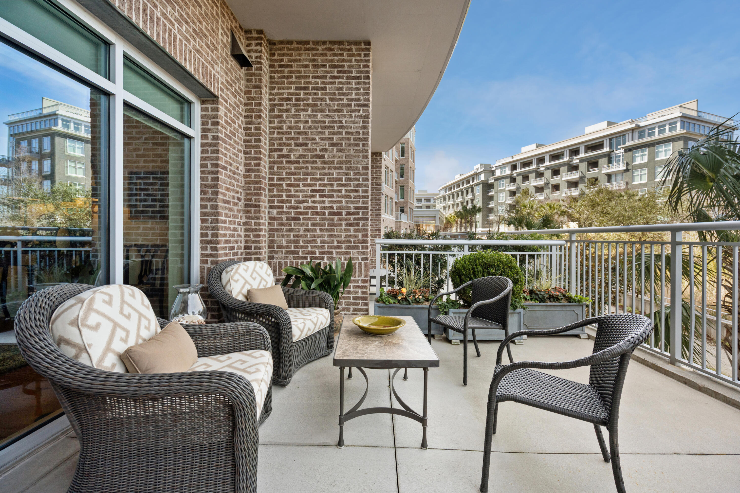 155 Wingo Way # 416