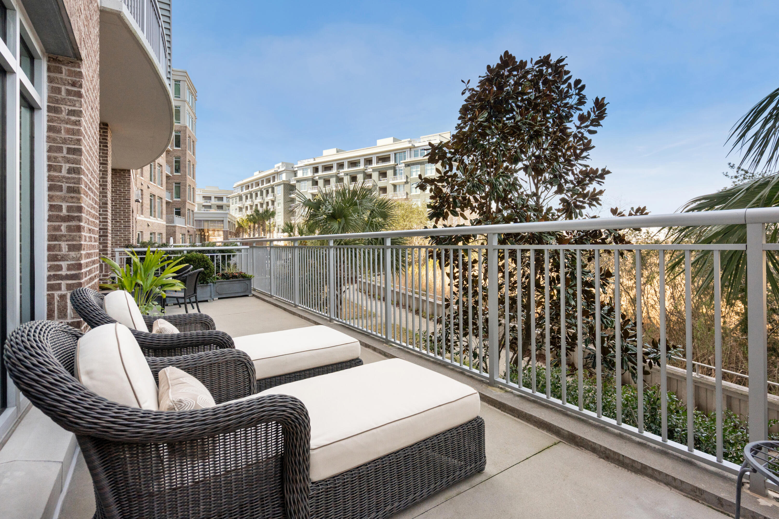 155 Wingo Way # 416