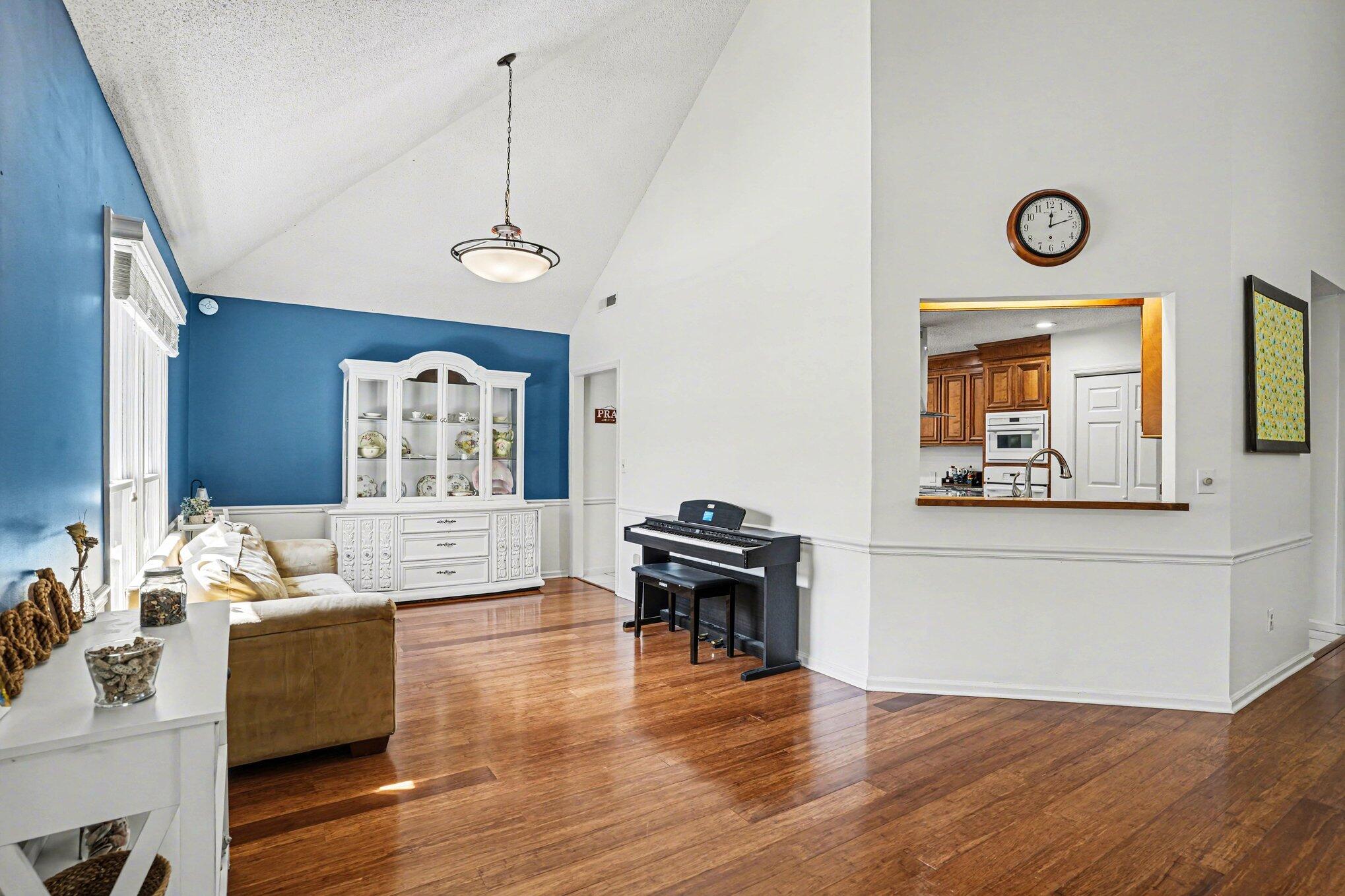 108 Dresden Drive
