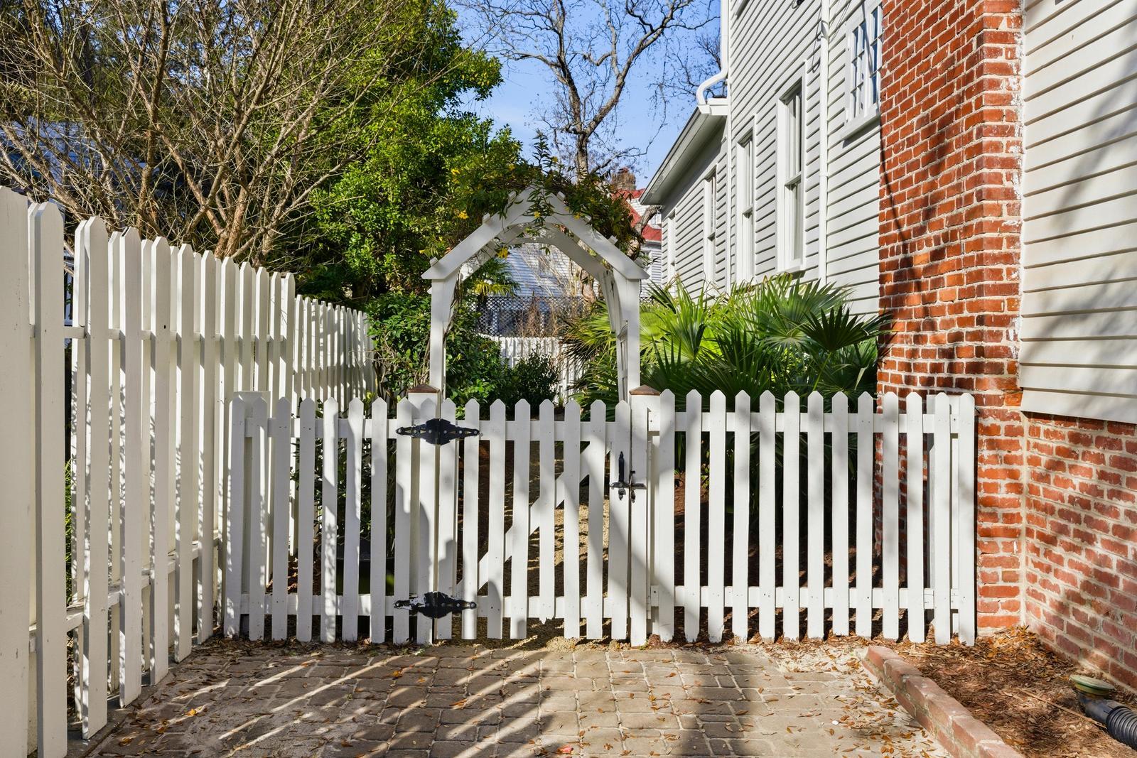 30 Gibbes Street