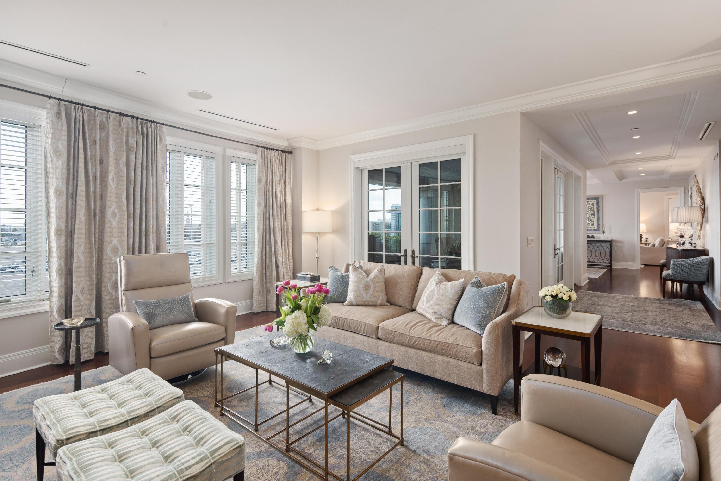 2 Laurens Street Unit 4d