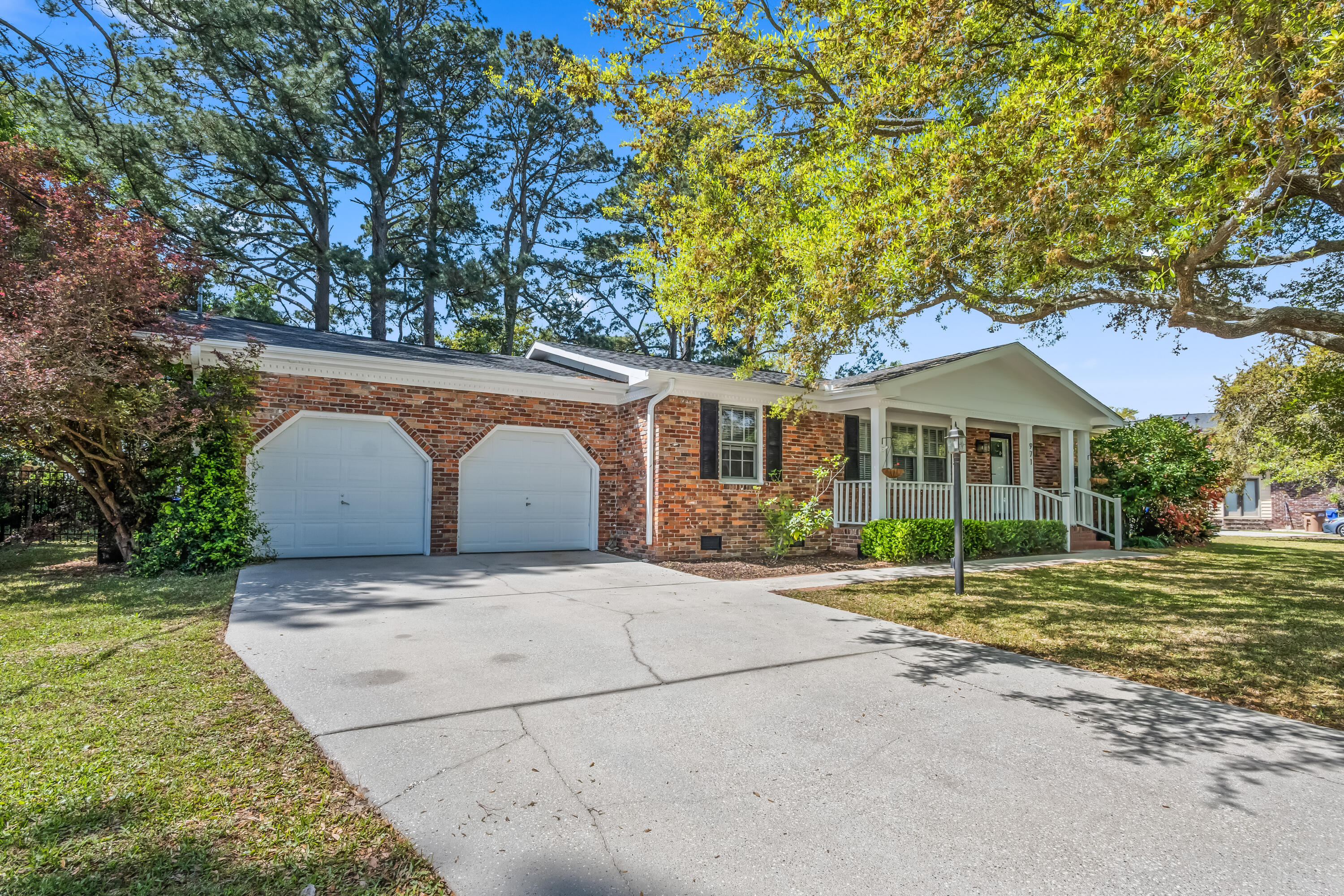 971 Carmel Drive