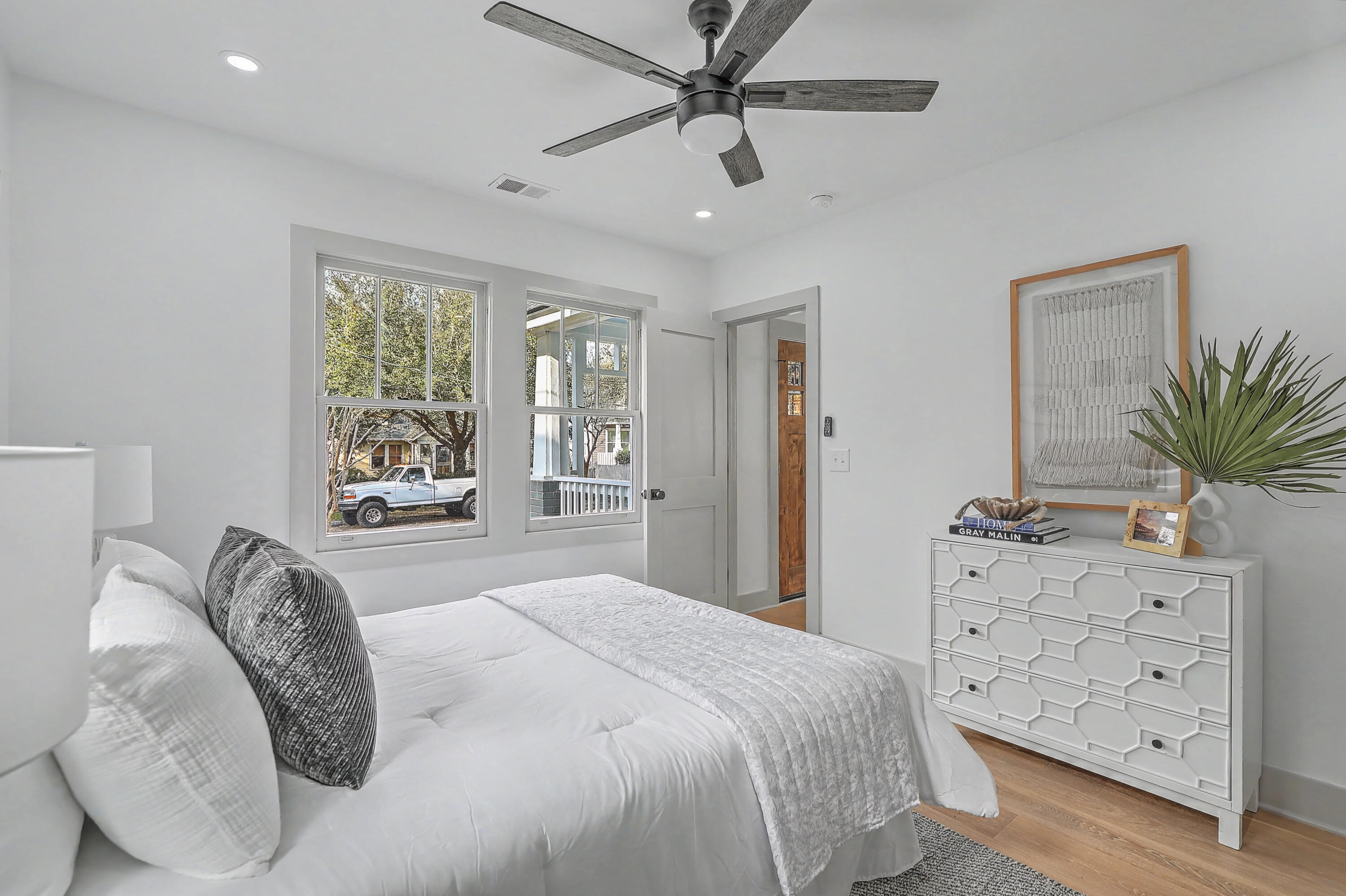 5 Saint Margaret Street
