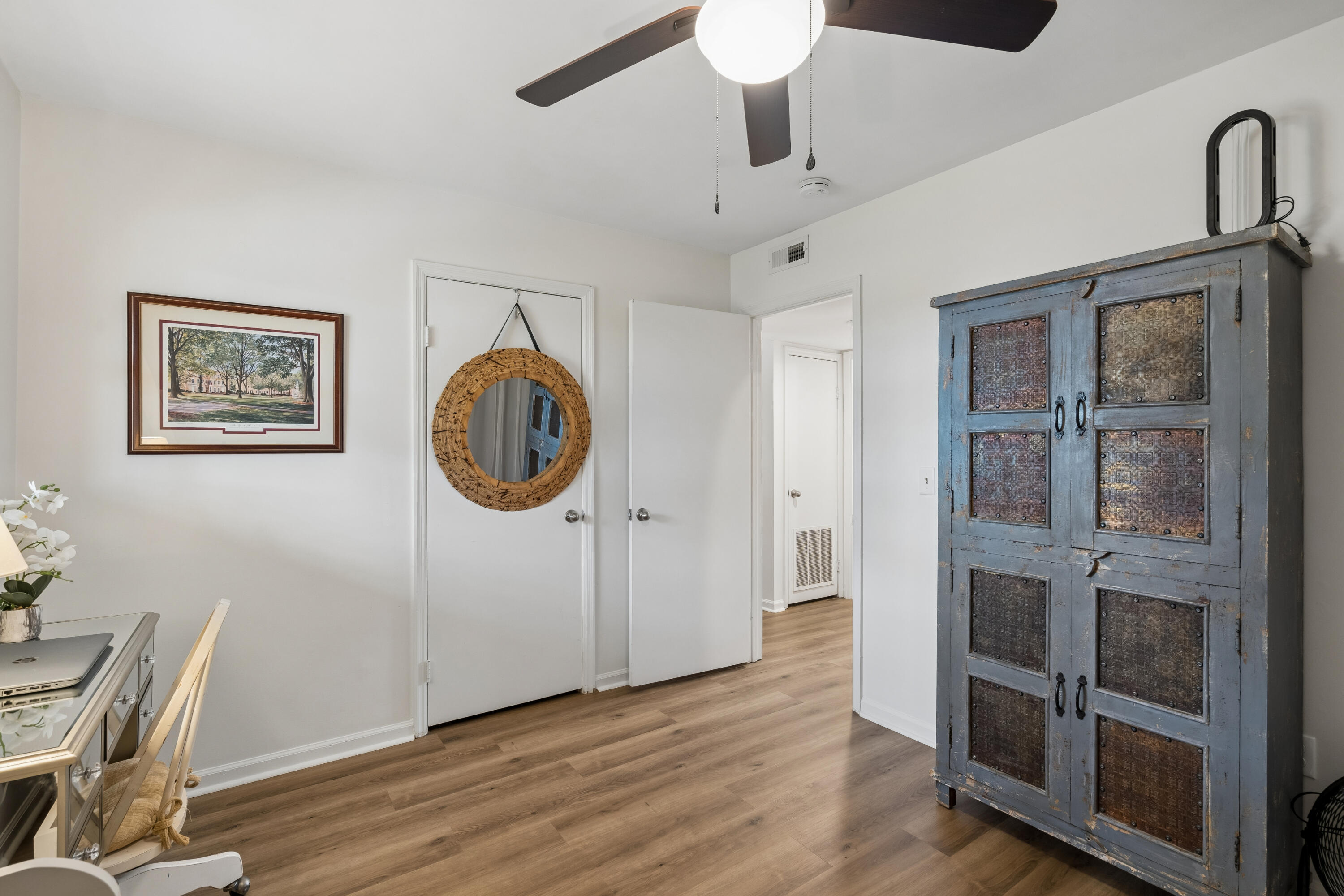 408 Saint Charles Court