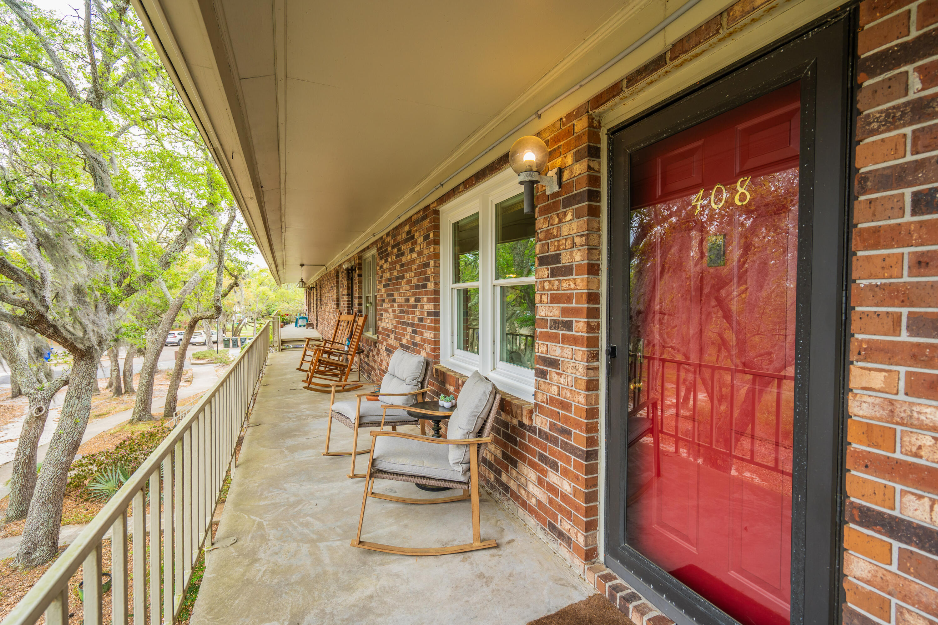 408 Saint Charles Court