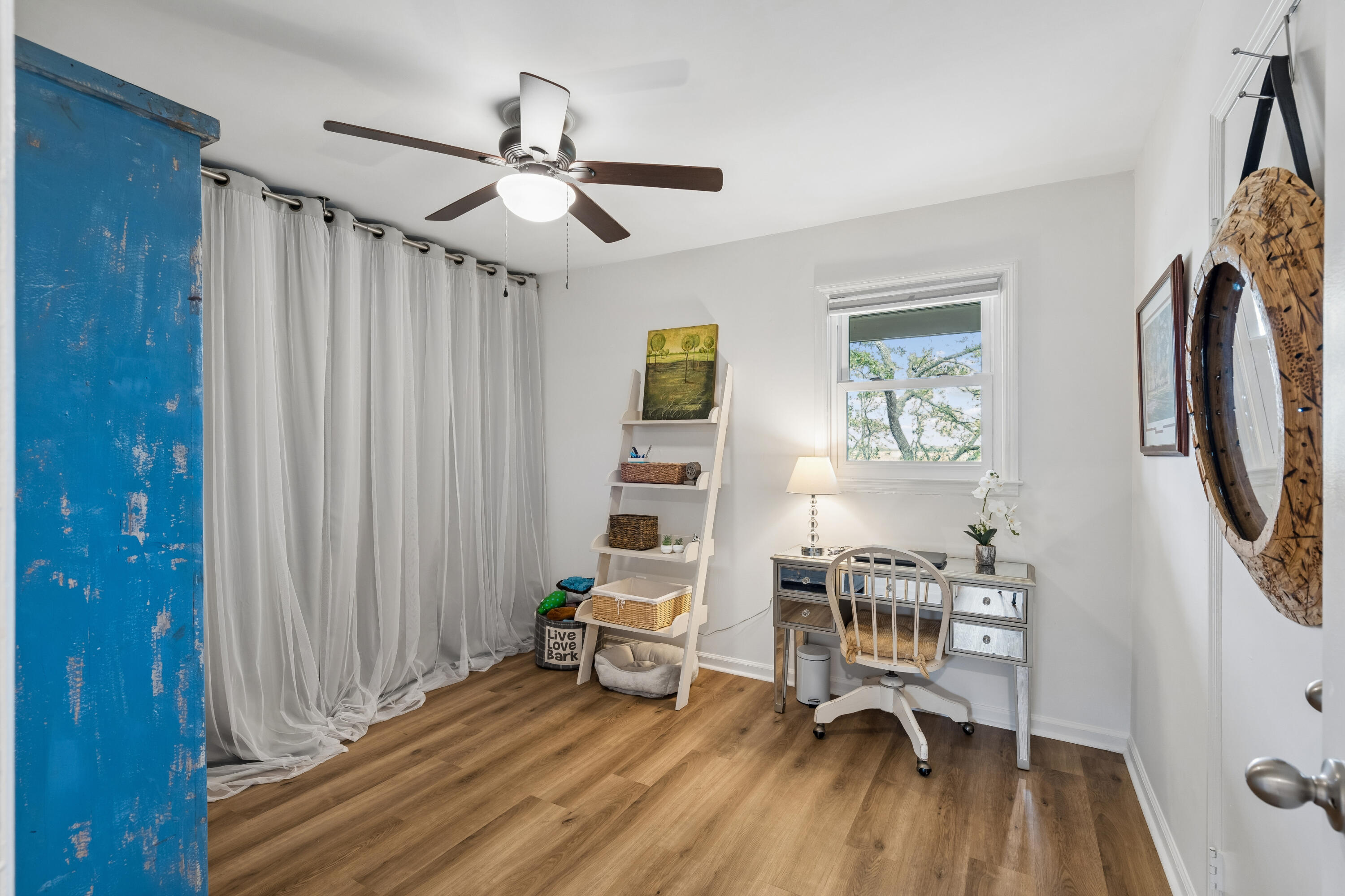 408 Saint Charles Court