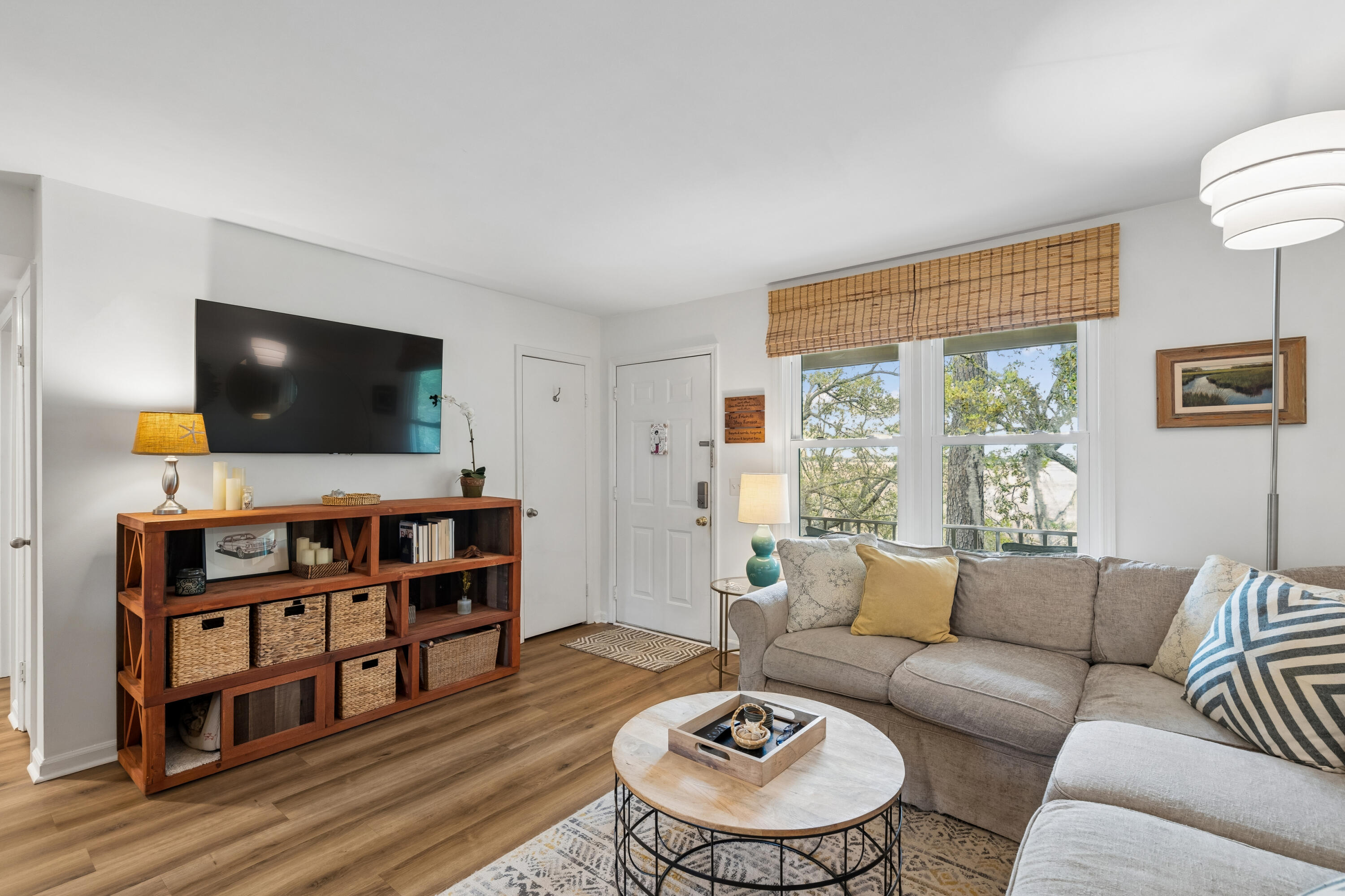 408 Saint Charles Court