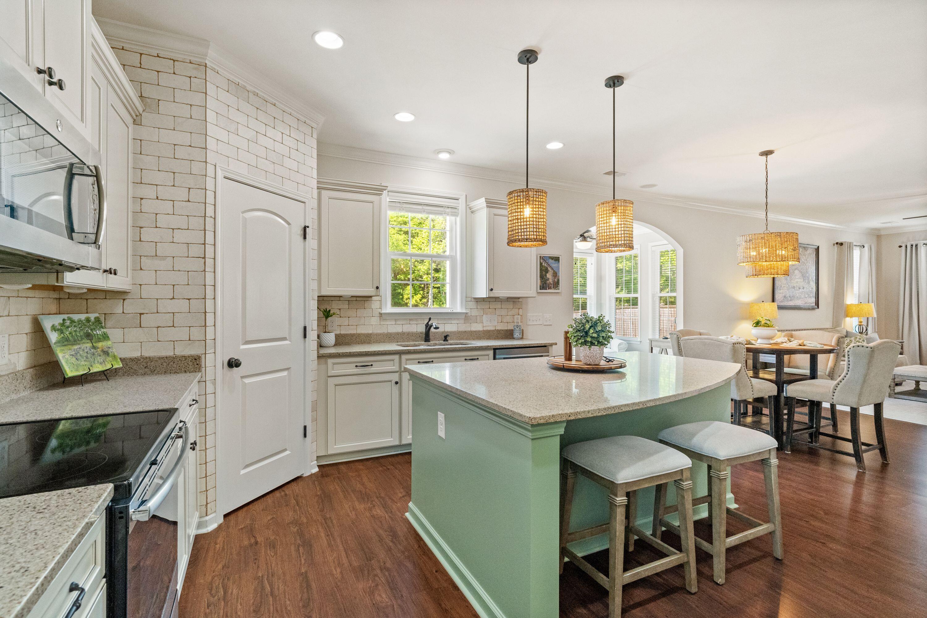 1652 Fishbone Drive