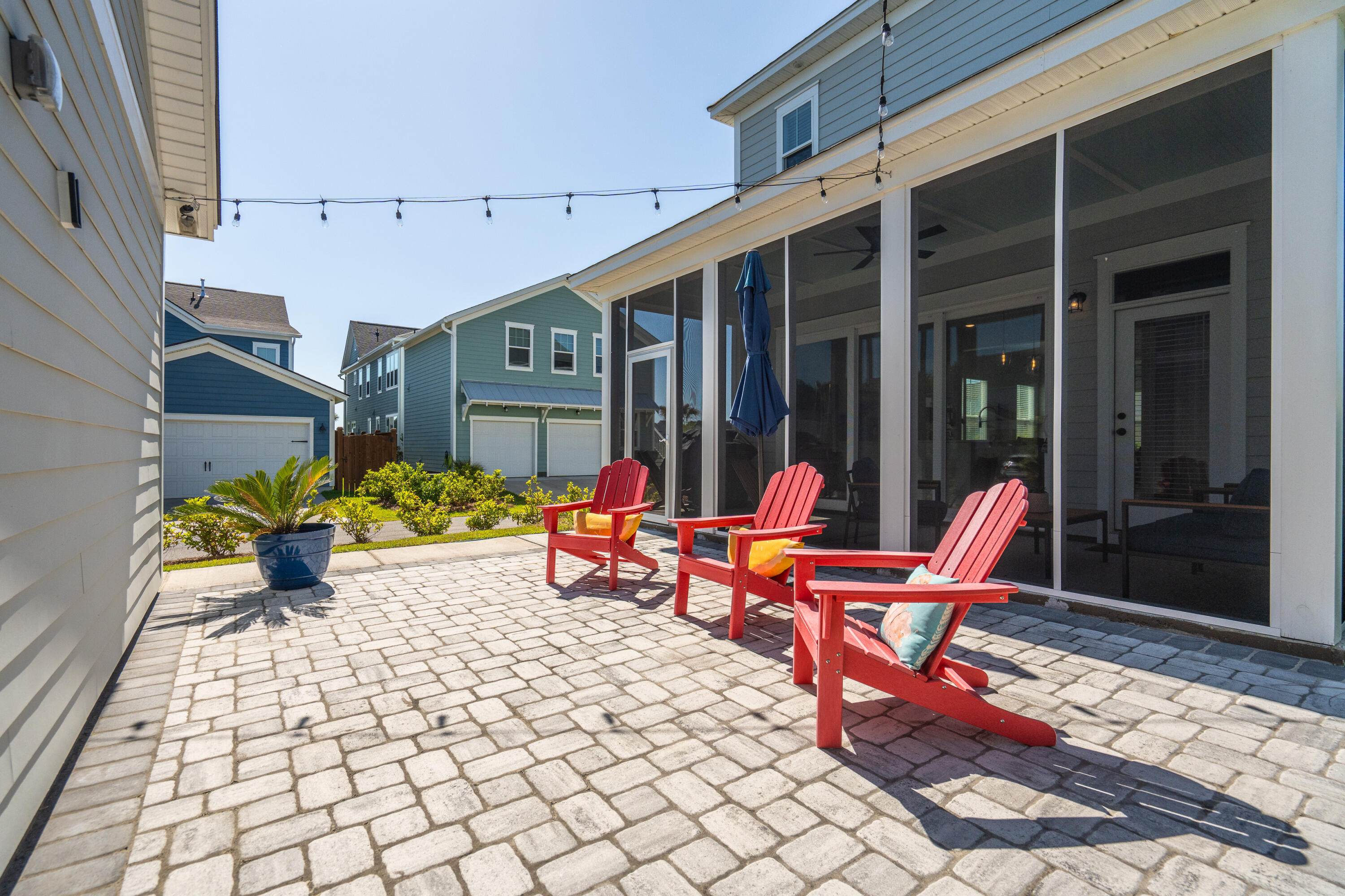 305 Eclipse Street