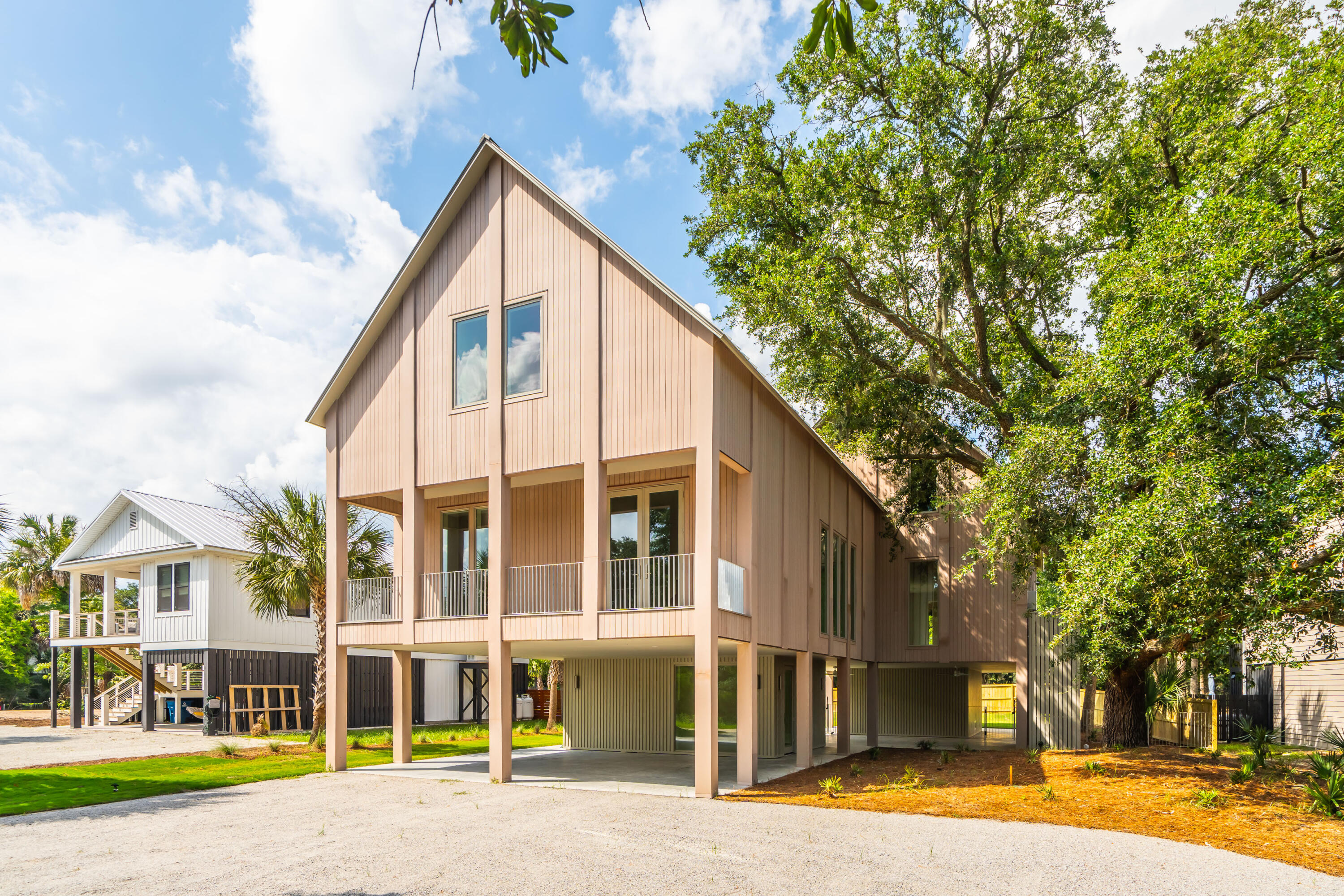 3102 Fort Street