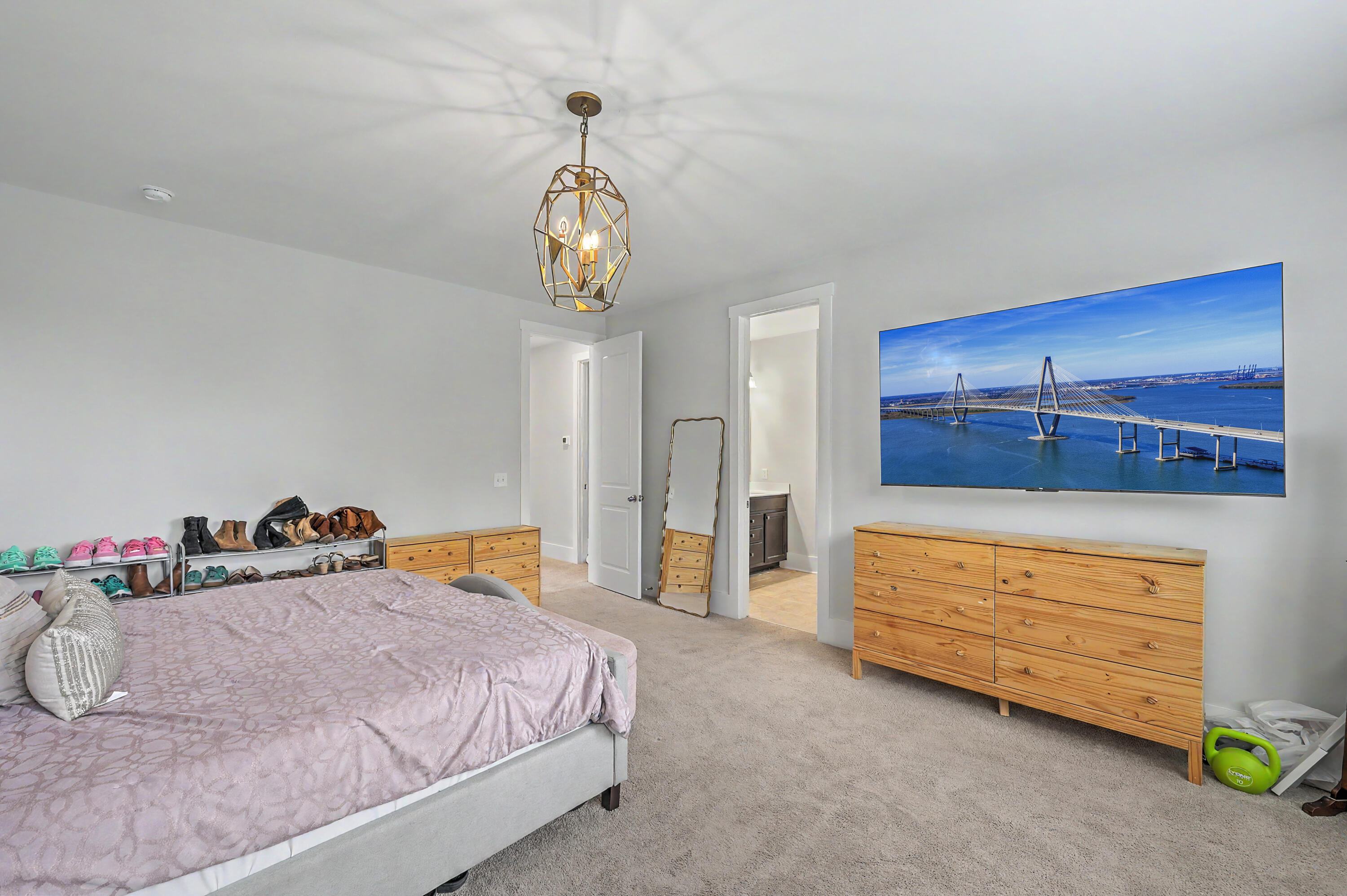 1054 Magnolia Warbler Way