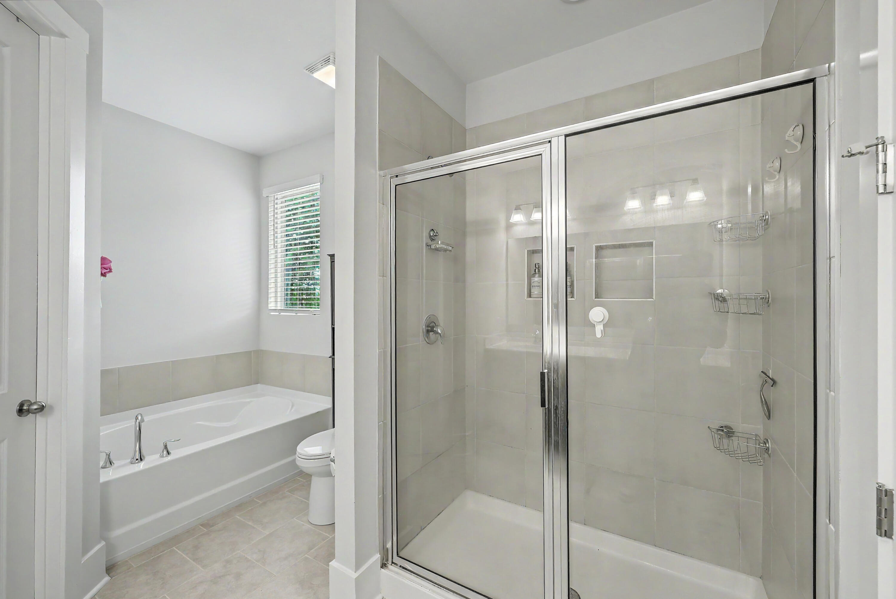 1054 Magnolia Warbler Way