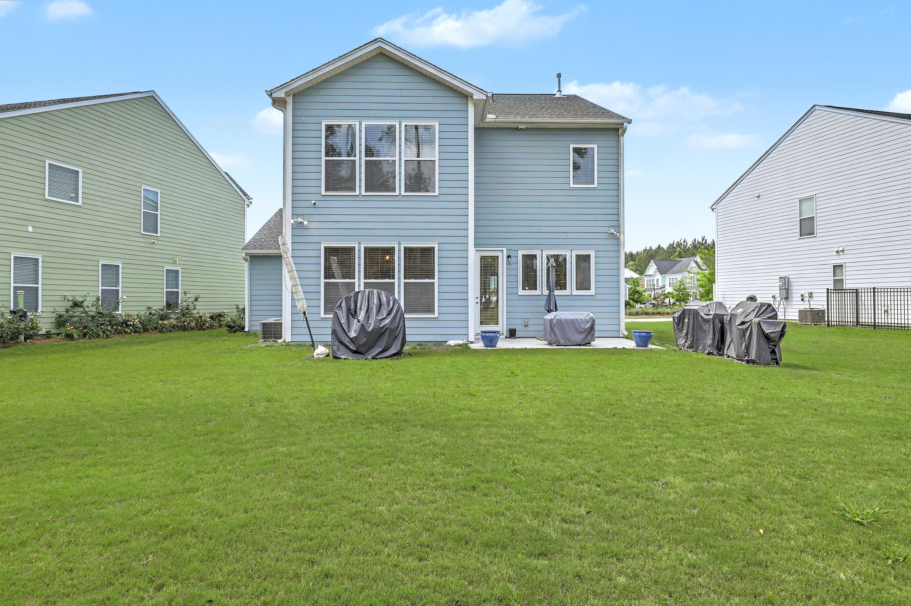 1054 Magnolia Warbler Way