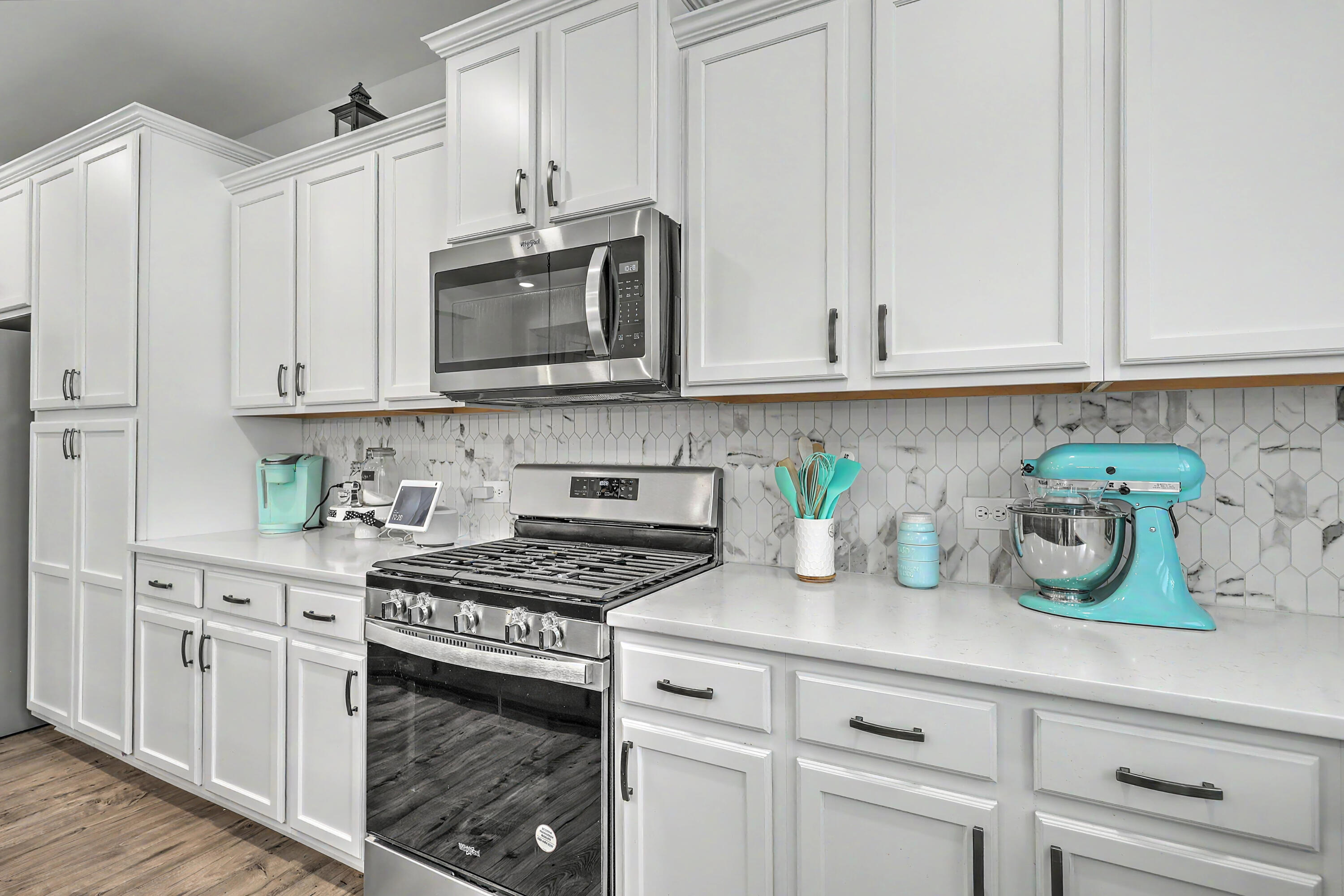 1054 Magnolia Warbler Way