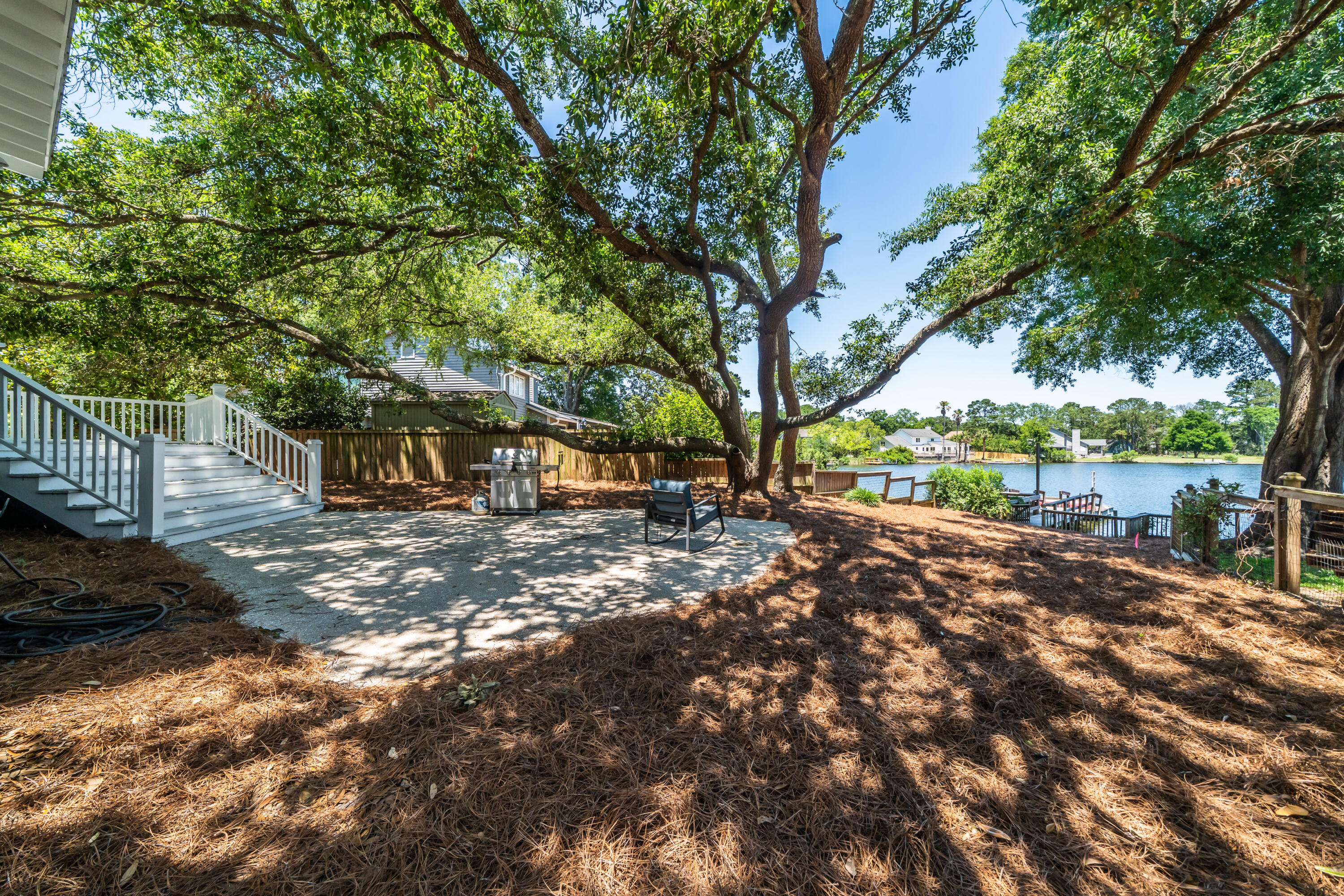44 Rivers Point Row