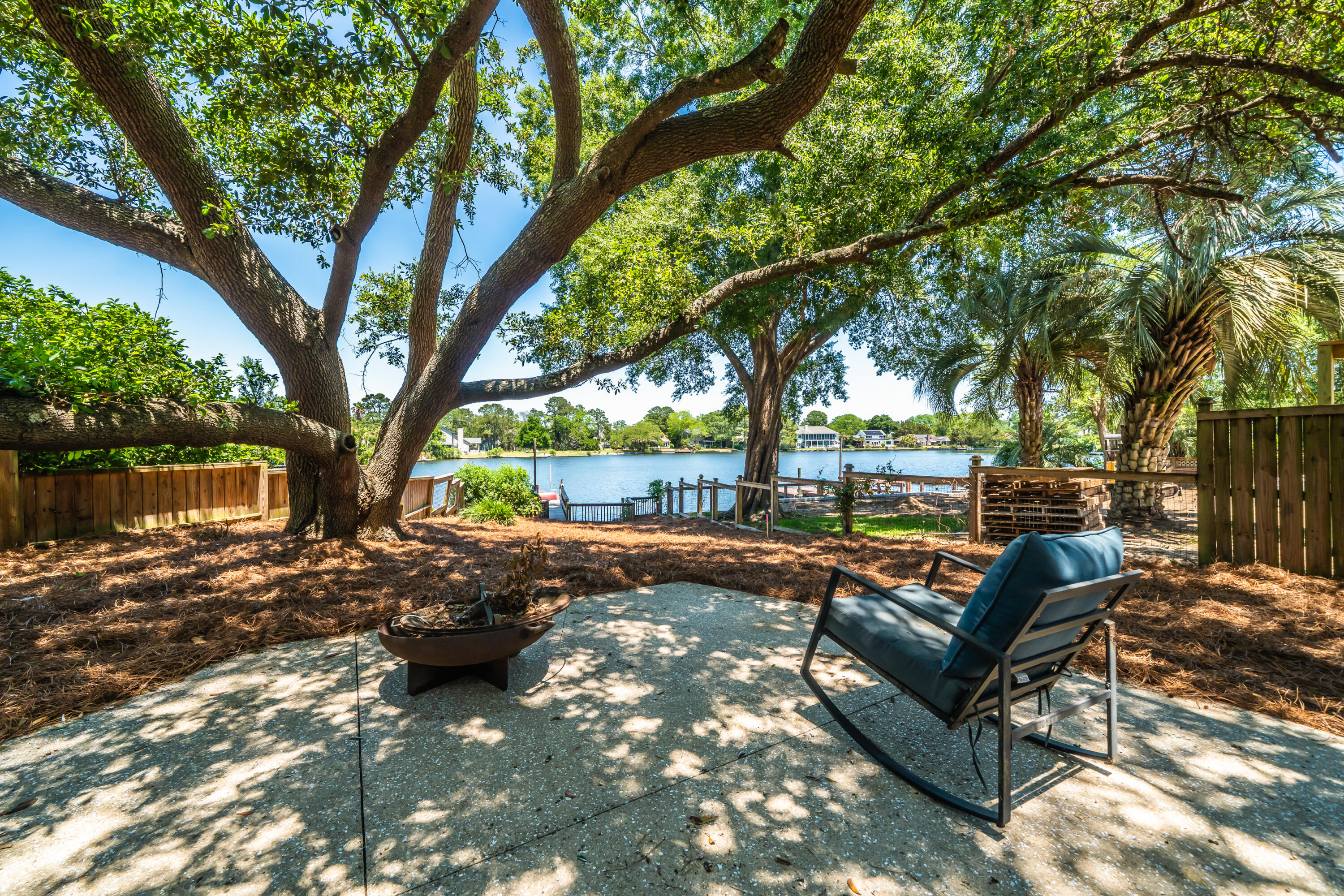 44 Rivers Point Row