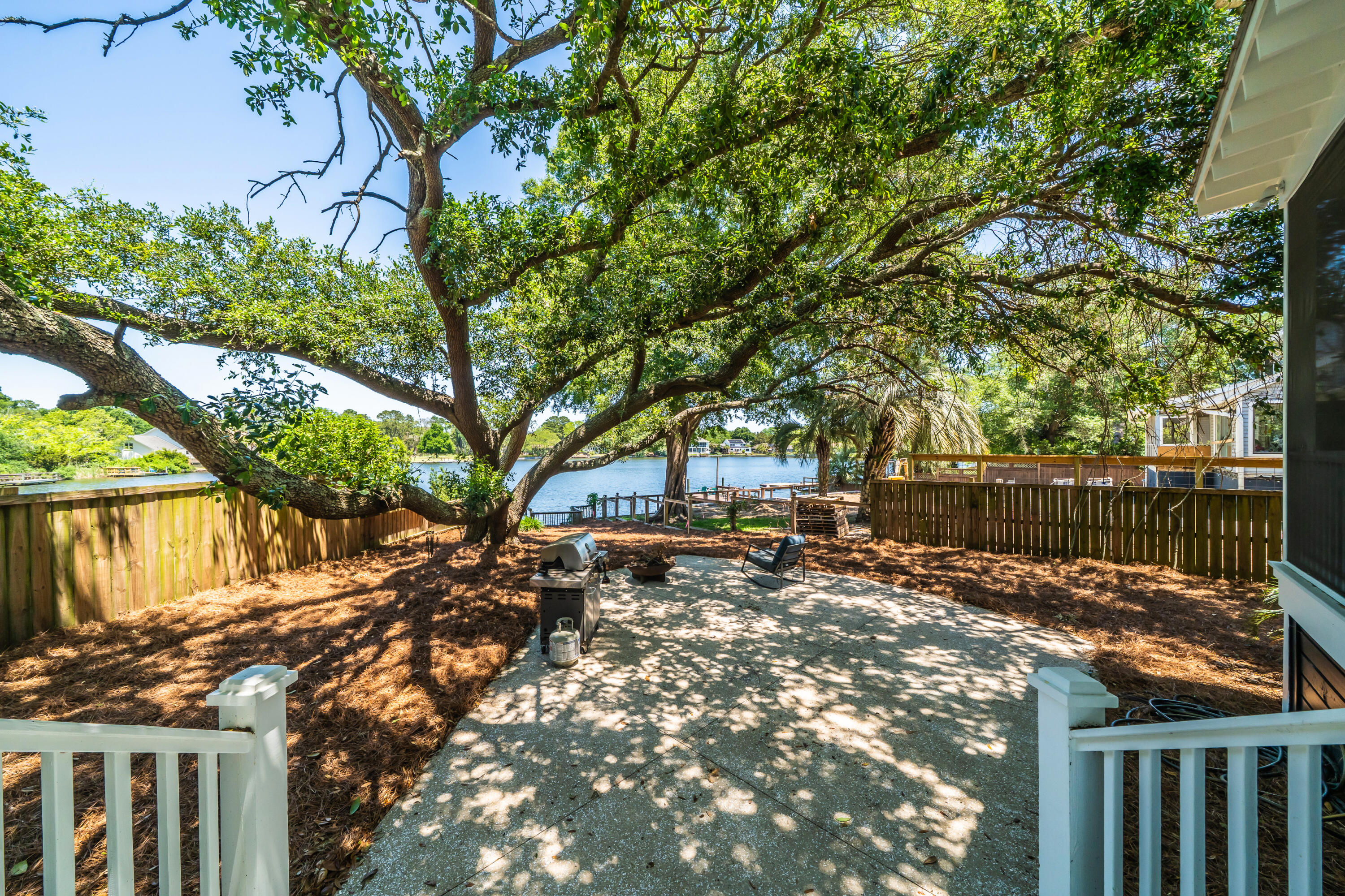 44 Rivers Point Row