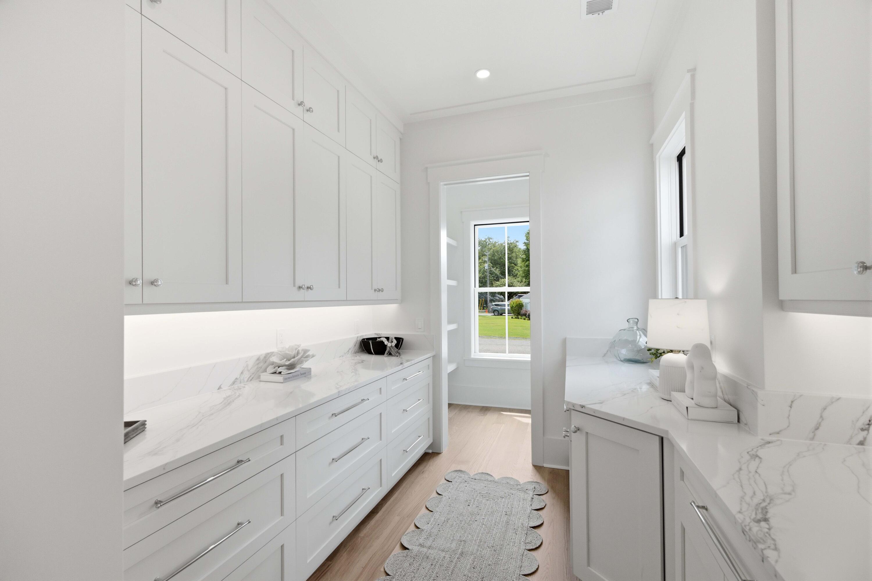 6 Vincent Drive