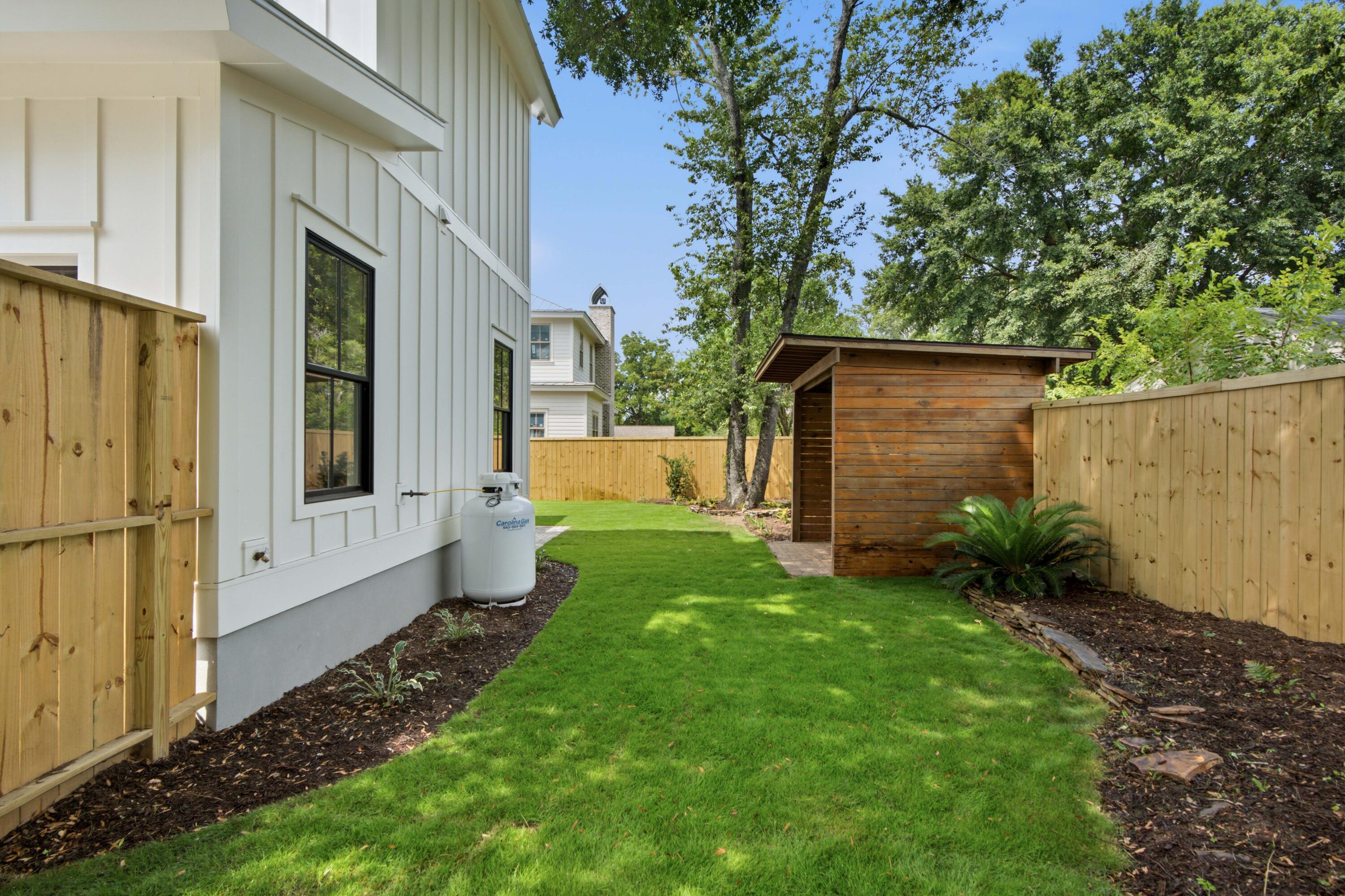 6 Vincent Drive