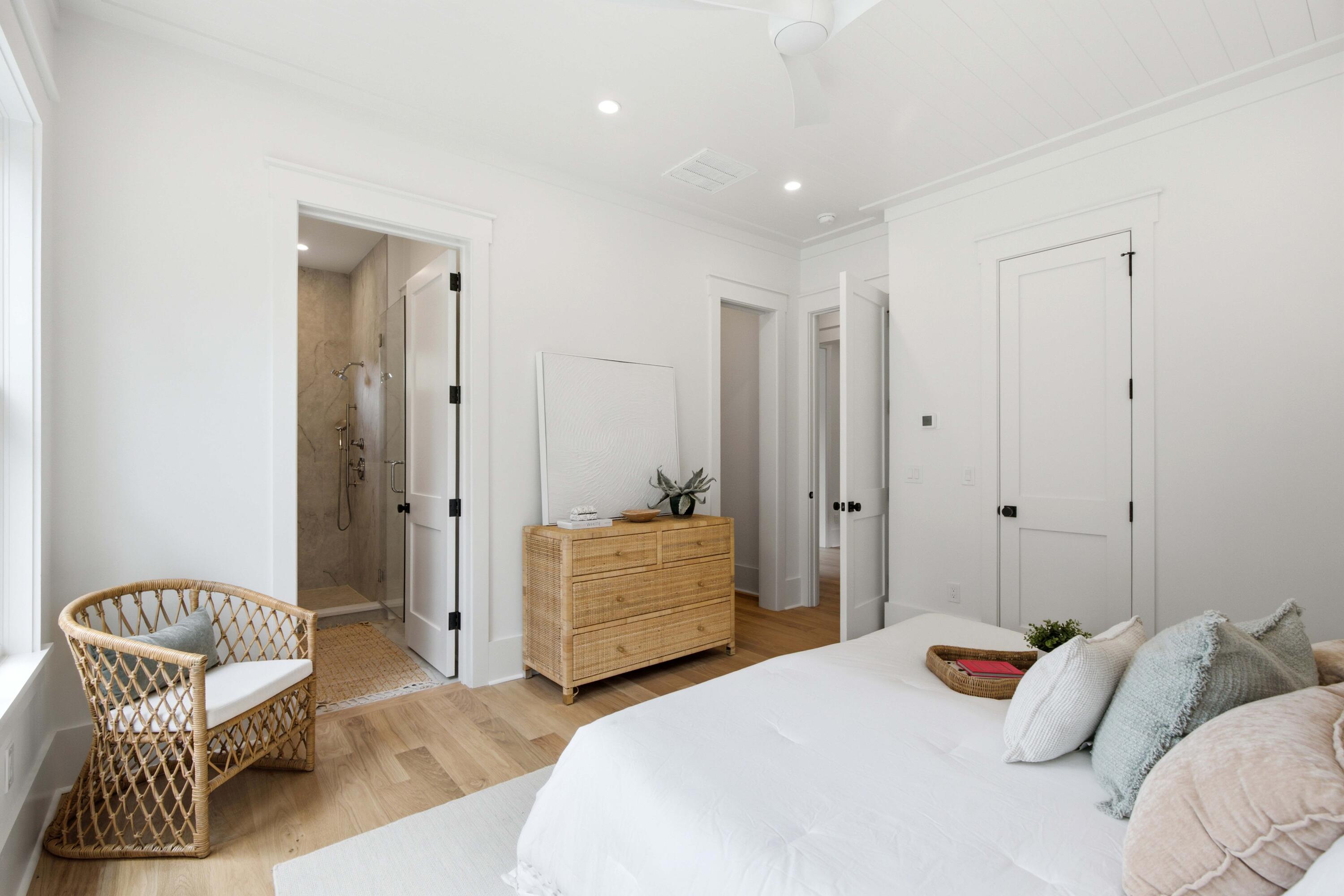 6 Vincent Drive