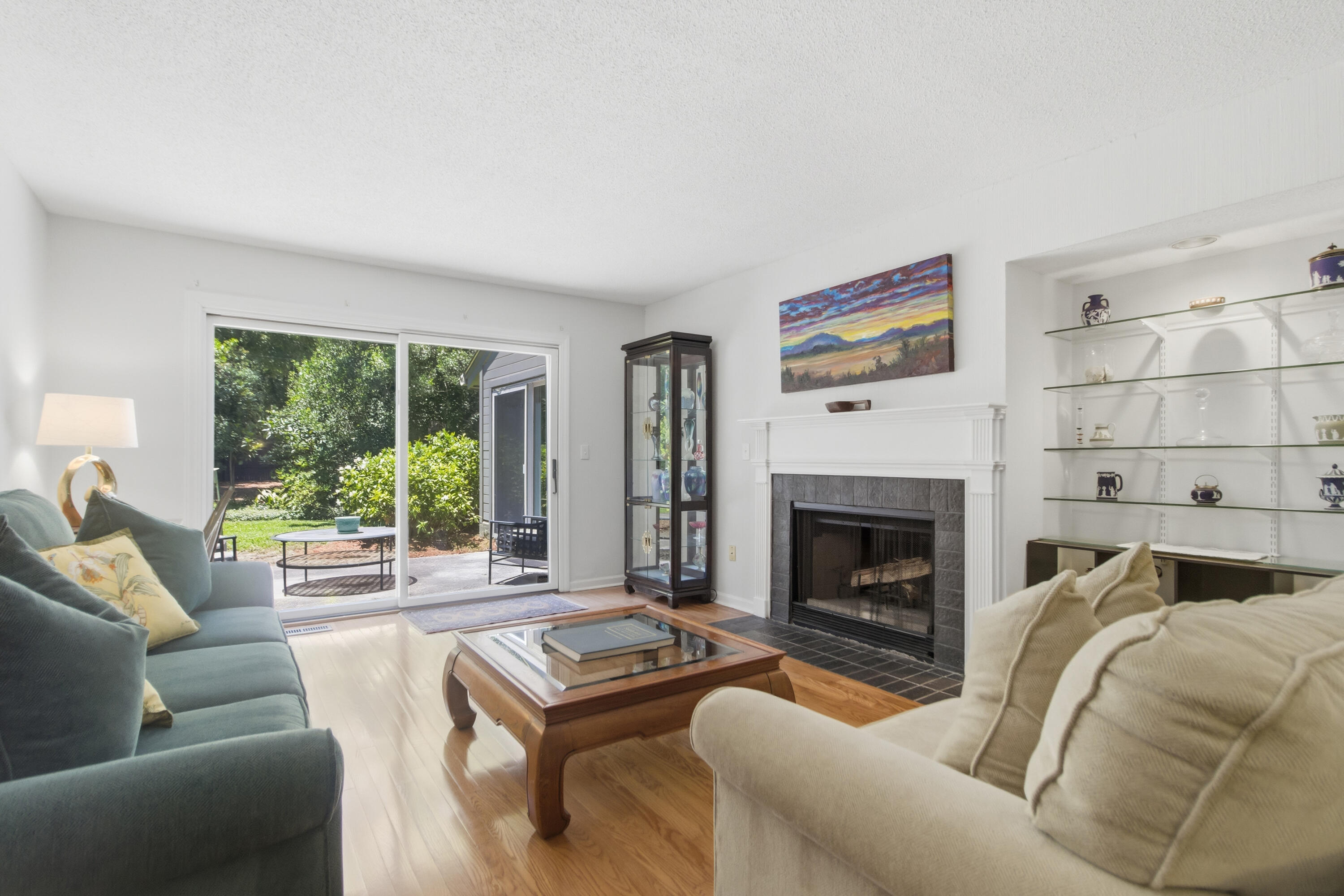 11 Wappoo Creek Place