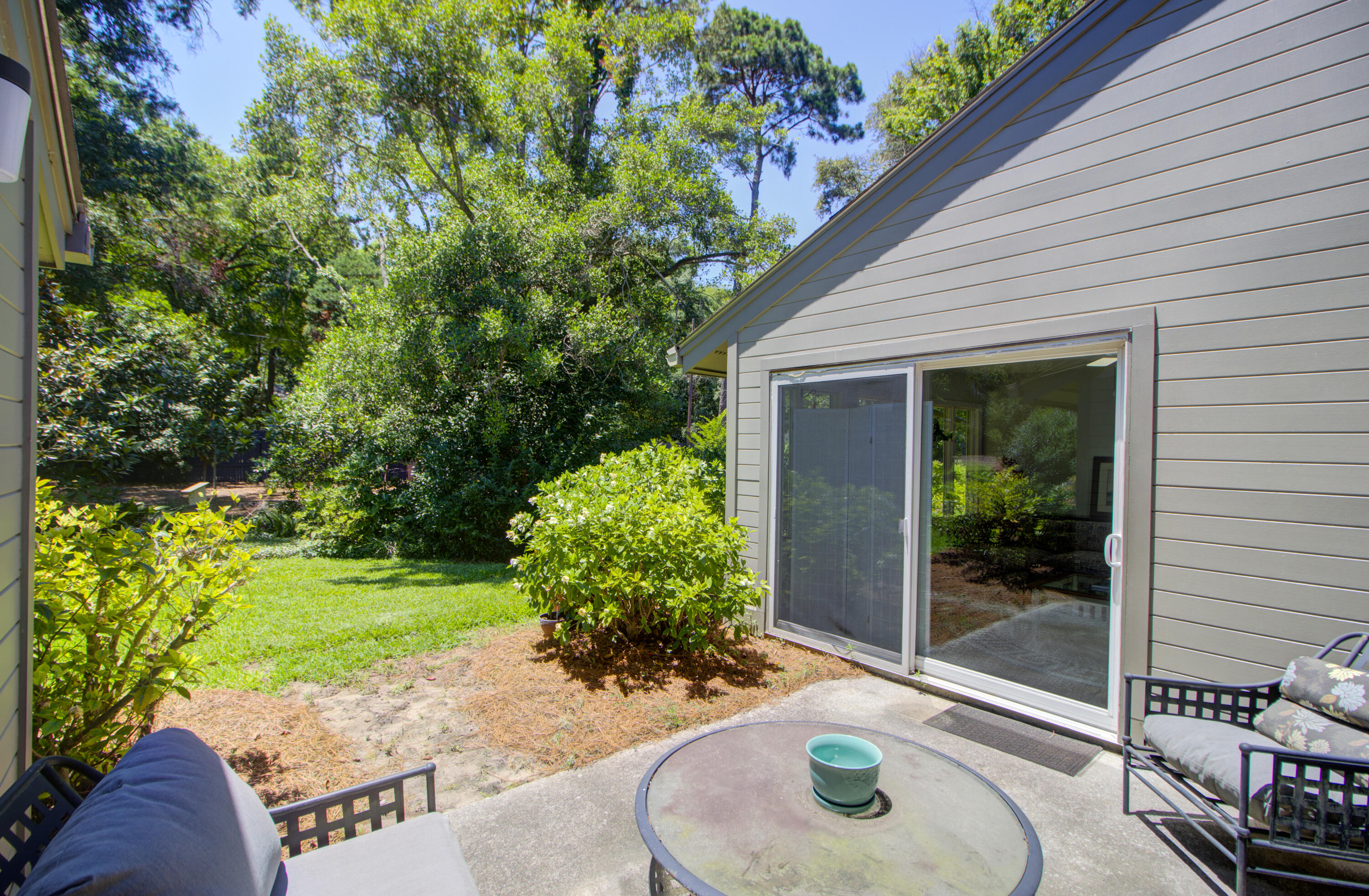 11 Wappoo Creek Place