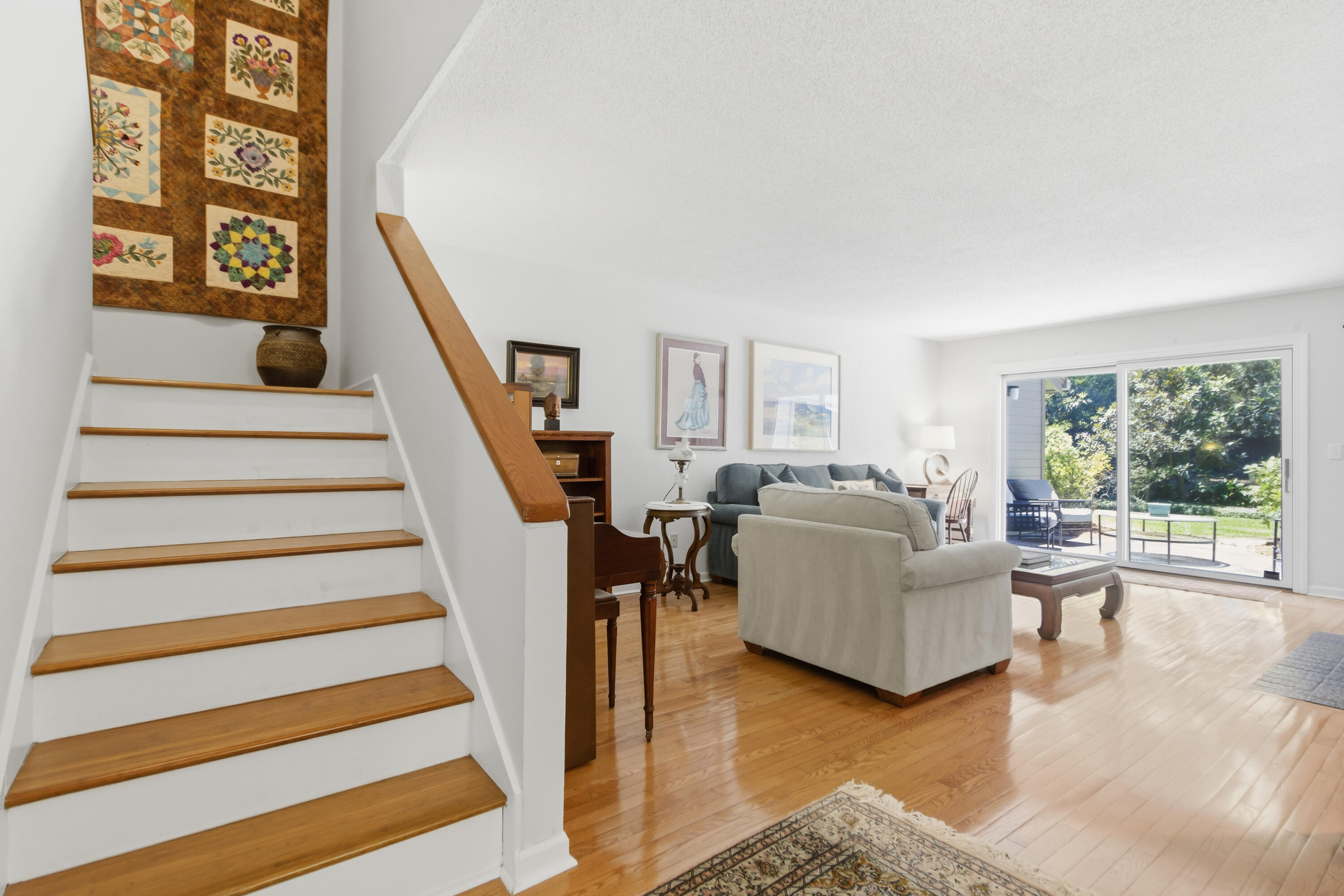 11 Wappoo Creek Place