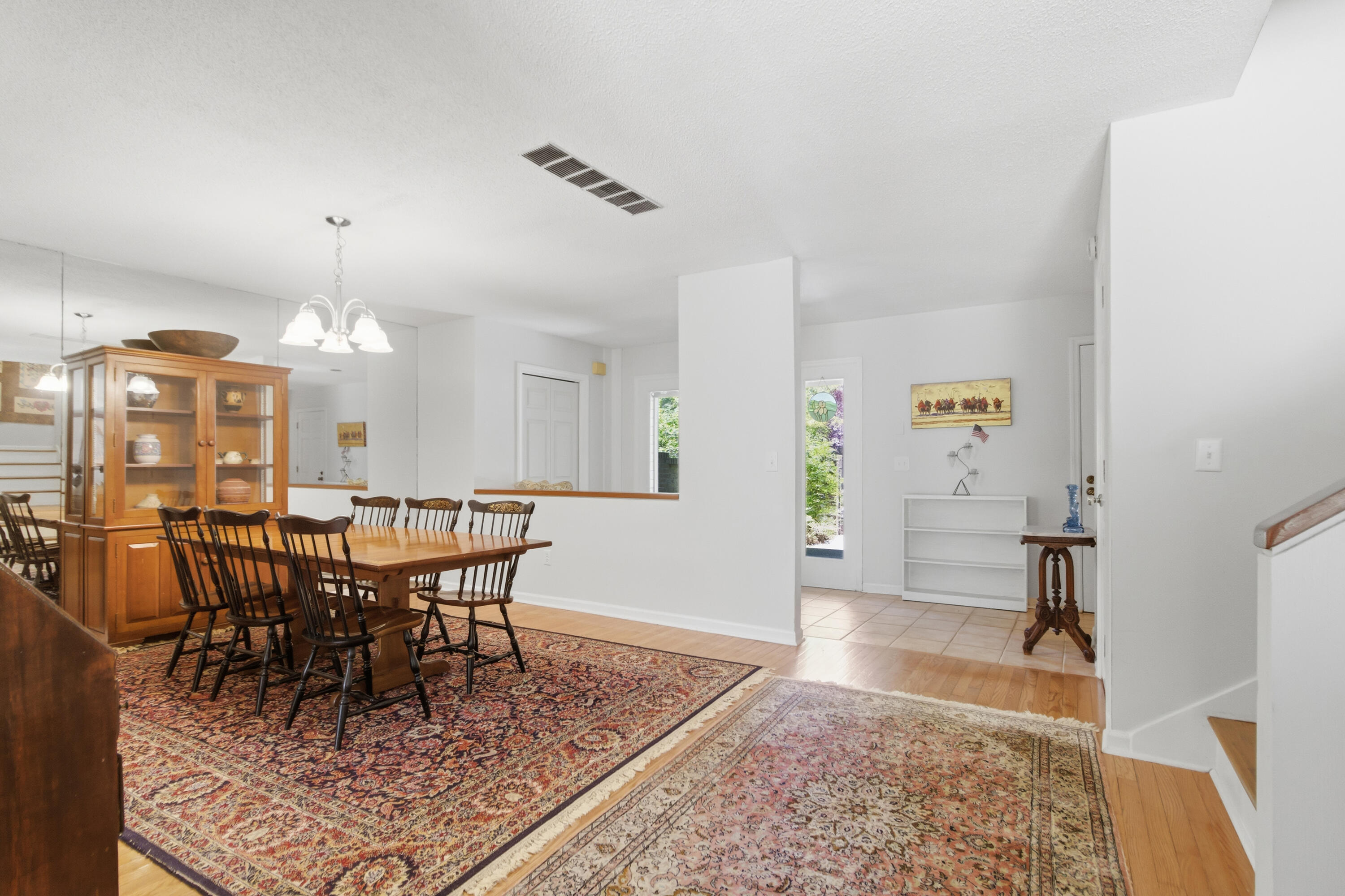 11 Wappoo Creek Place